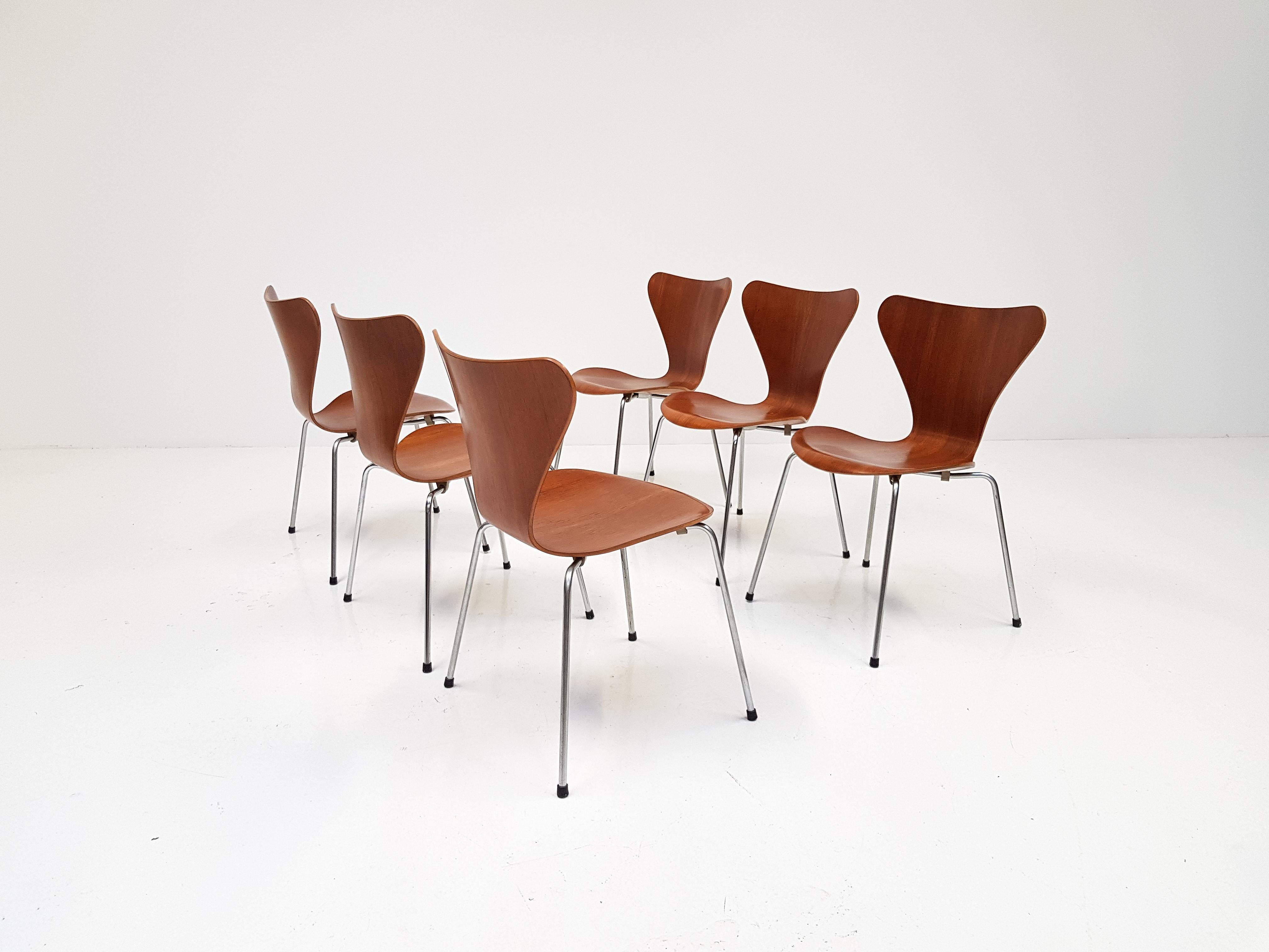 20th Century Set of 6 Arne Jacobsen 