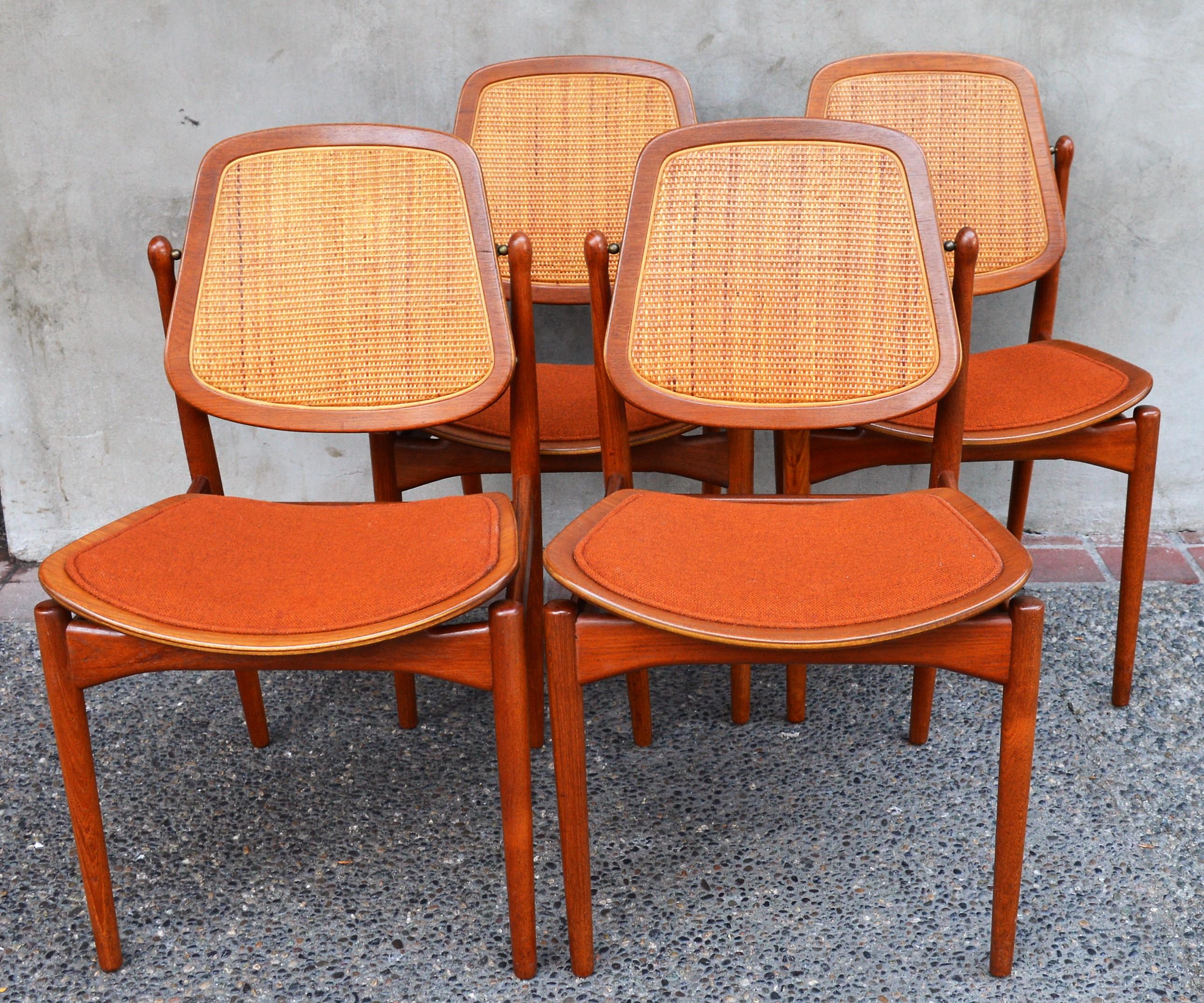 Mid-Century Modern Set of 4 Arne Vodder 1950s Teak and Cane Dining Chairs for France & Daverkosen