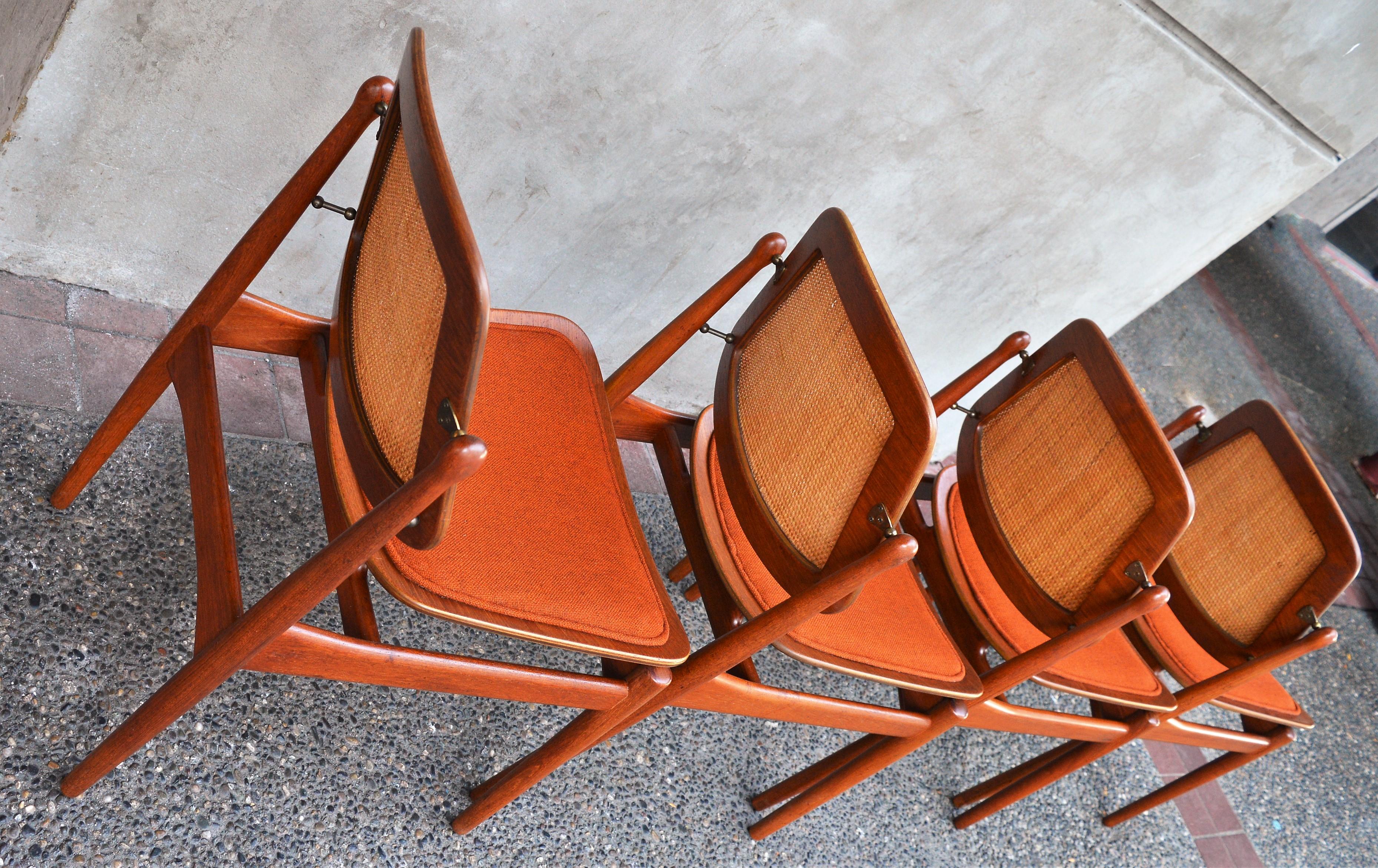 Set of 4 Arne Vodder 1950s Teak and Cane Dining Chairs for France & Daverkosen In Good Condition In New Westminster, British Columbia