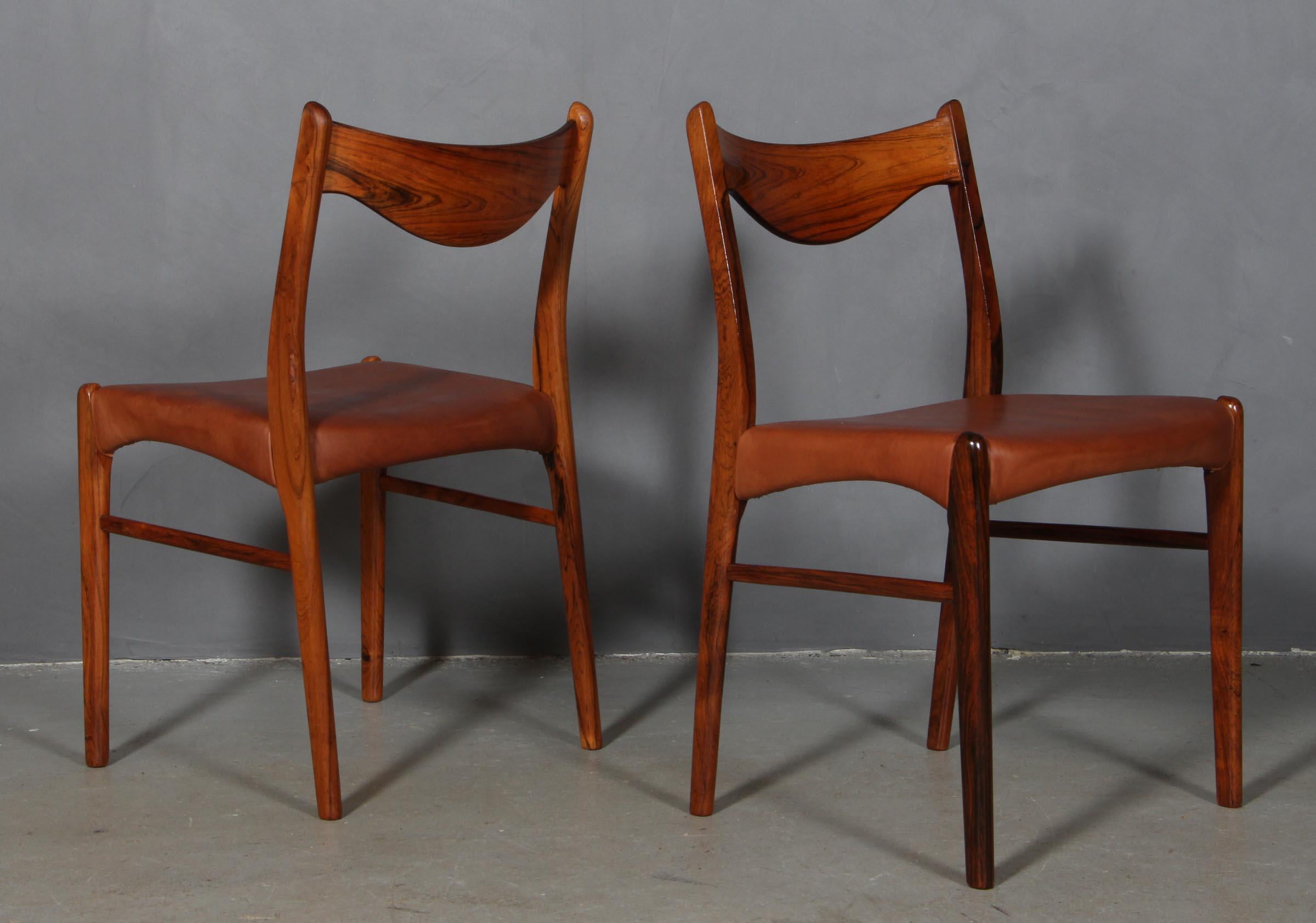 Scandinavian Modern Set of 4 Arne Wahl Dining Chairs