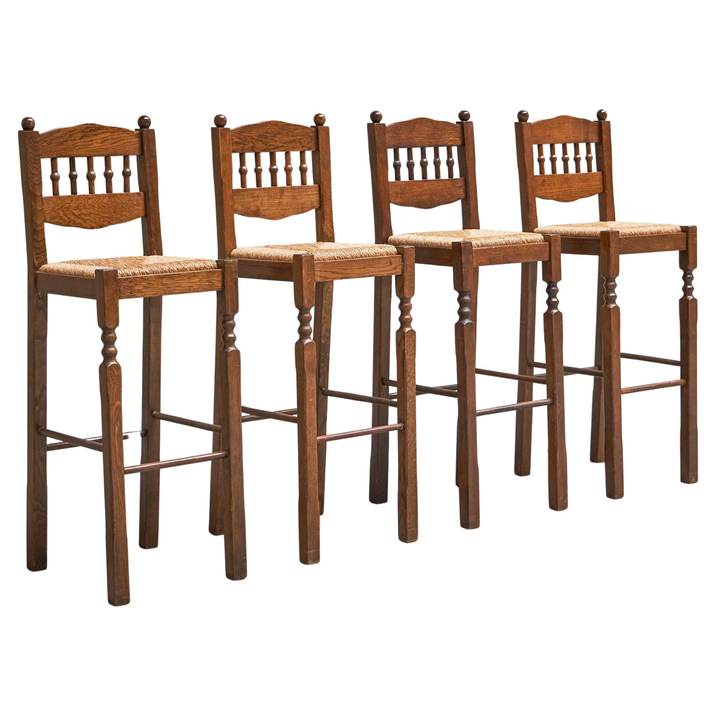 Set of 4 Art Deco Bar Stools in Solid Oak and Rush 1940s