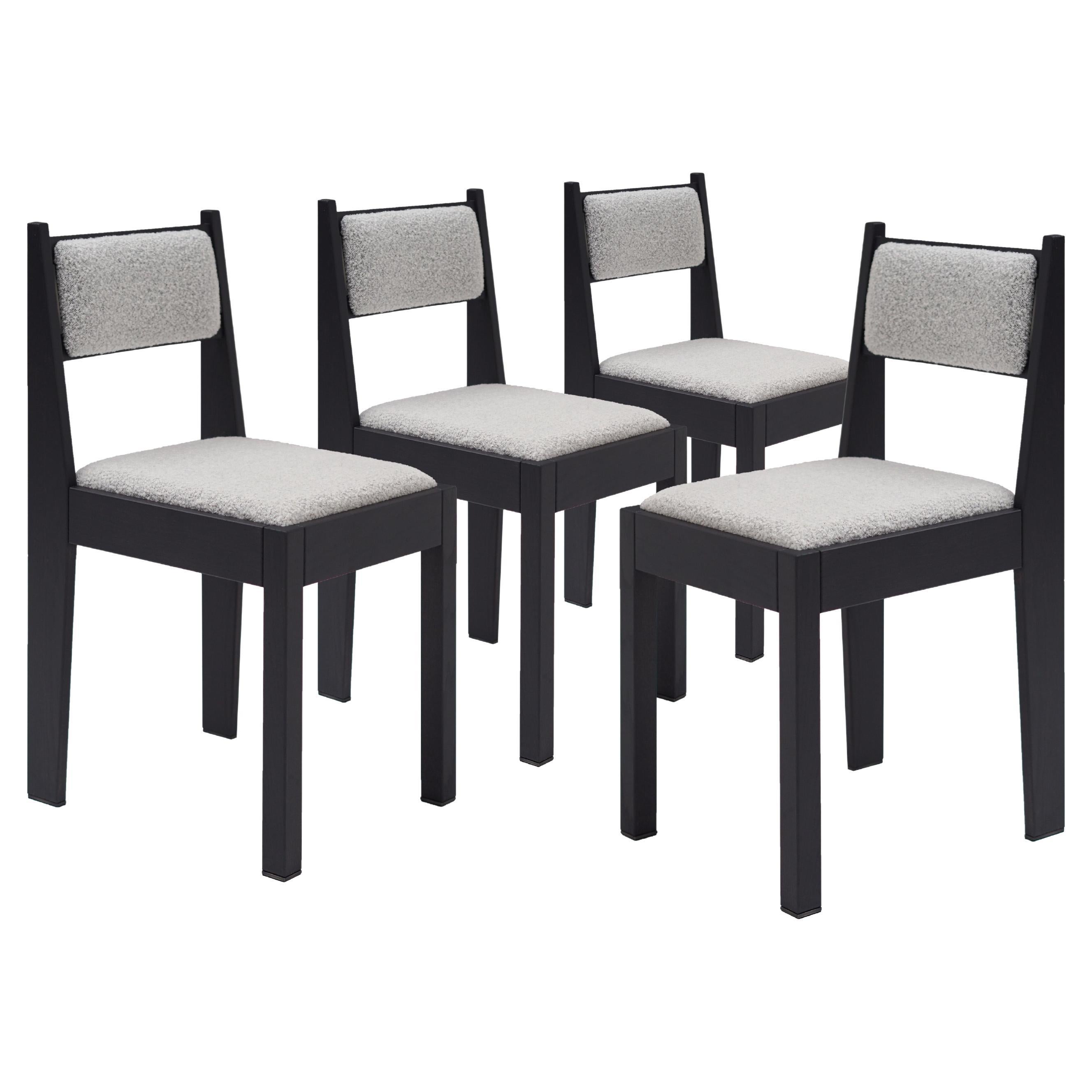 Satz von 4 Art-Déco-Stühlen, schwarzes Eschenholz, weiße Polsterung und Bronzedetails