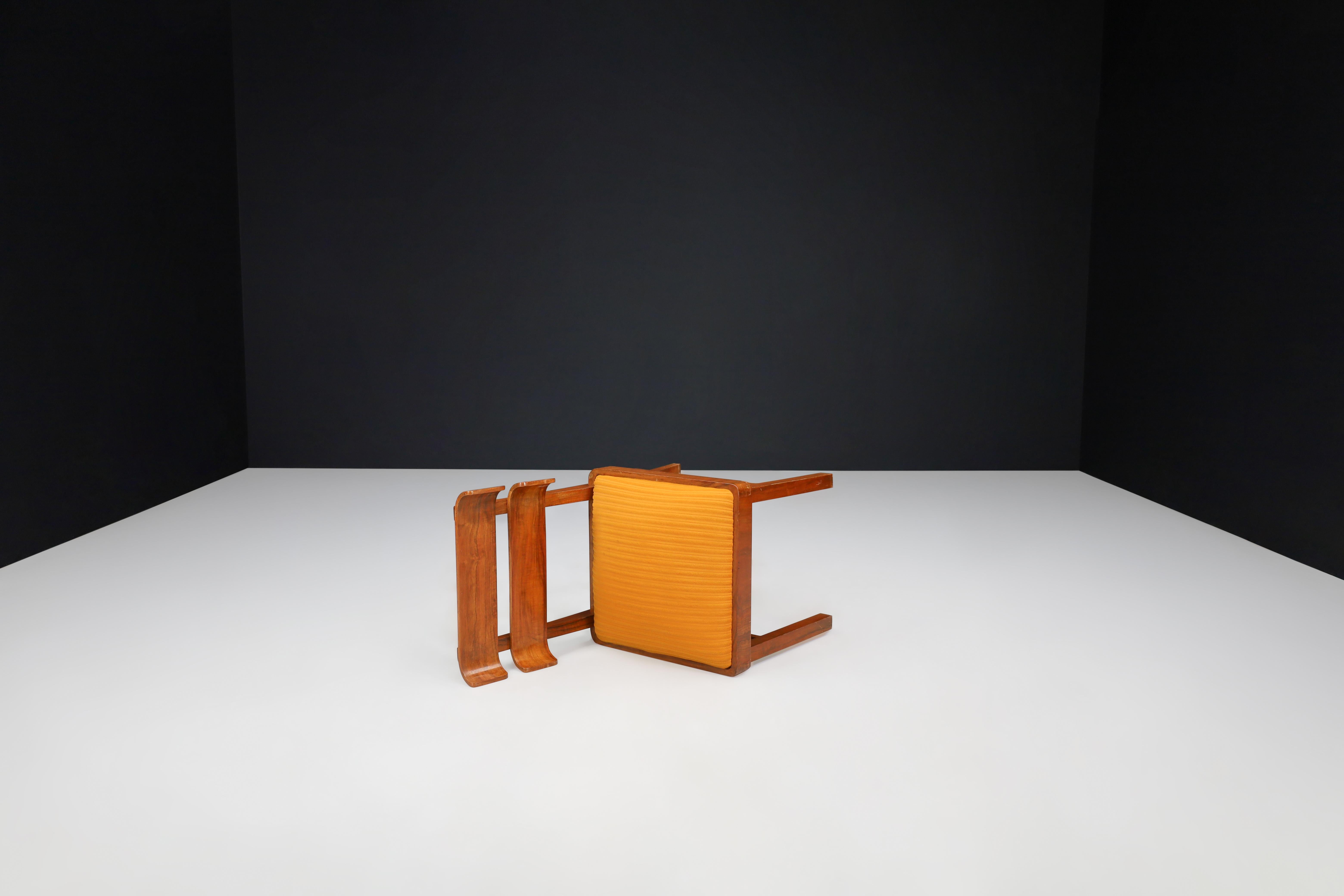 Set of 4 Art Deco Dining Chairs Attributed to Jindřich Halabala, CZ 1930 For Sale 1