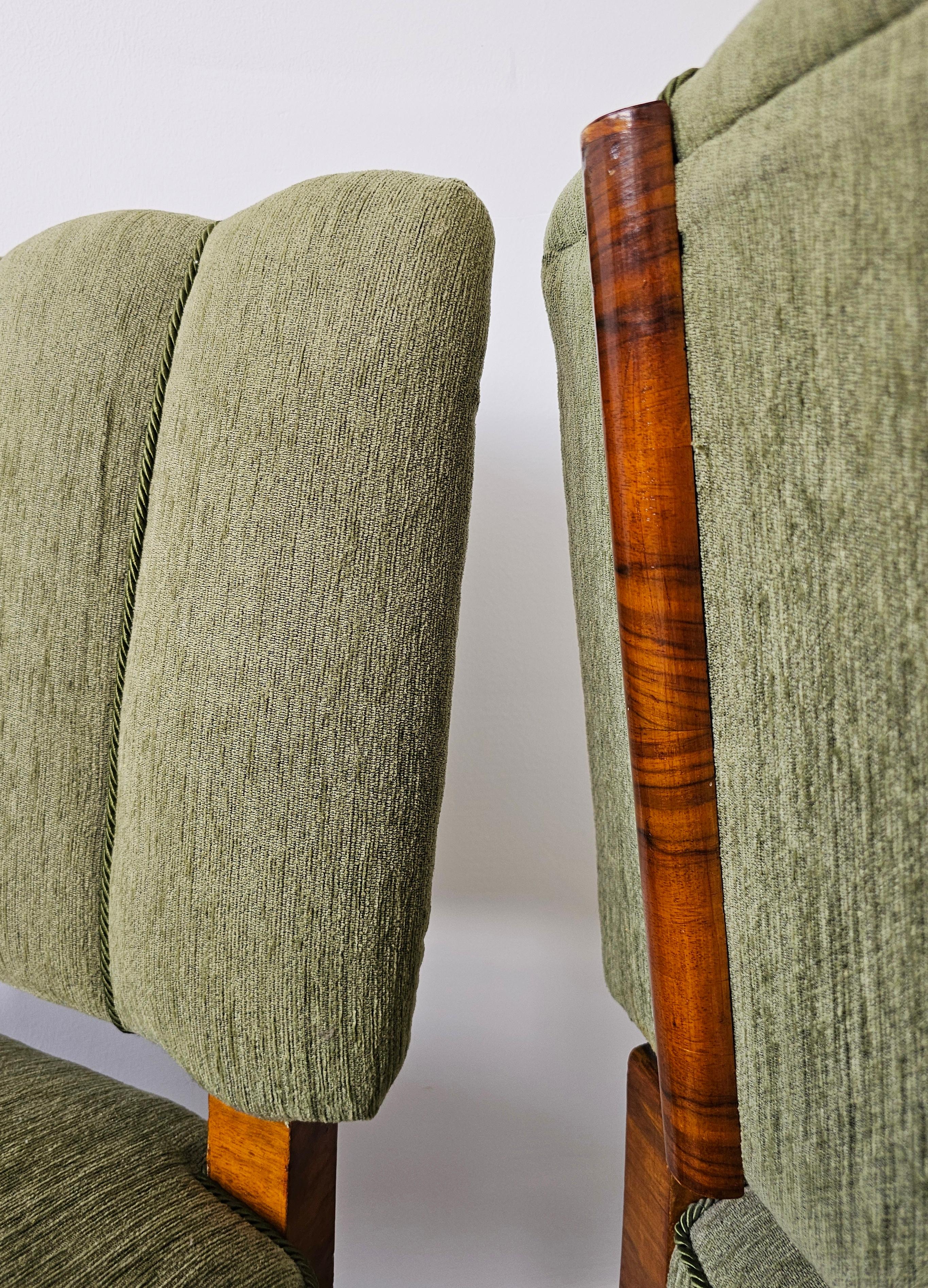 Set of 4 Art Deco Dining Chairs done in walnut, Austria 1930s 6