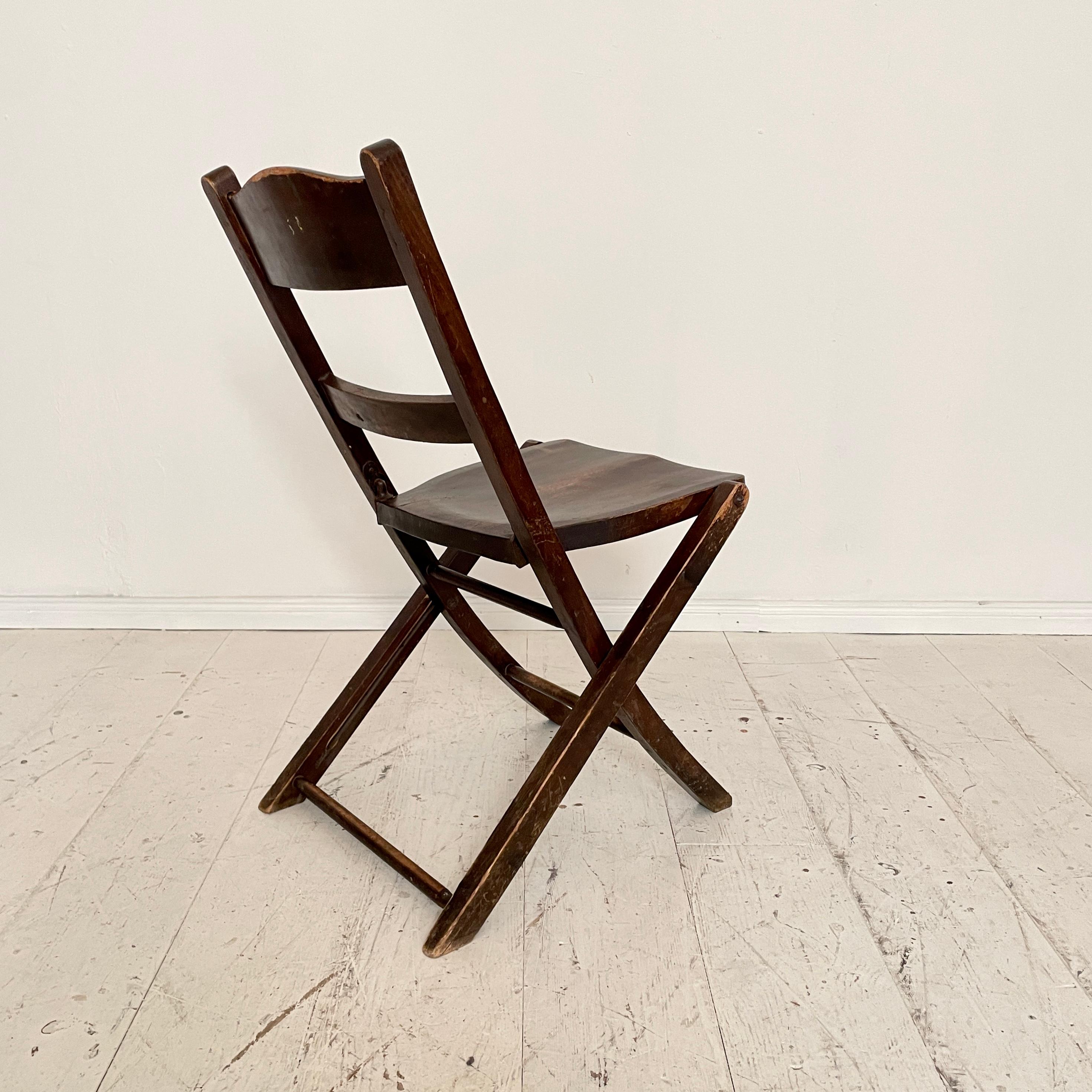 Set of 4 Art Deco Folding Chairs in Brown Beech and Ash, around 1930 For Sale 7