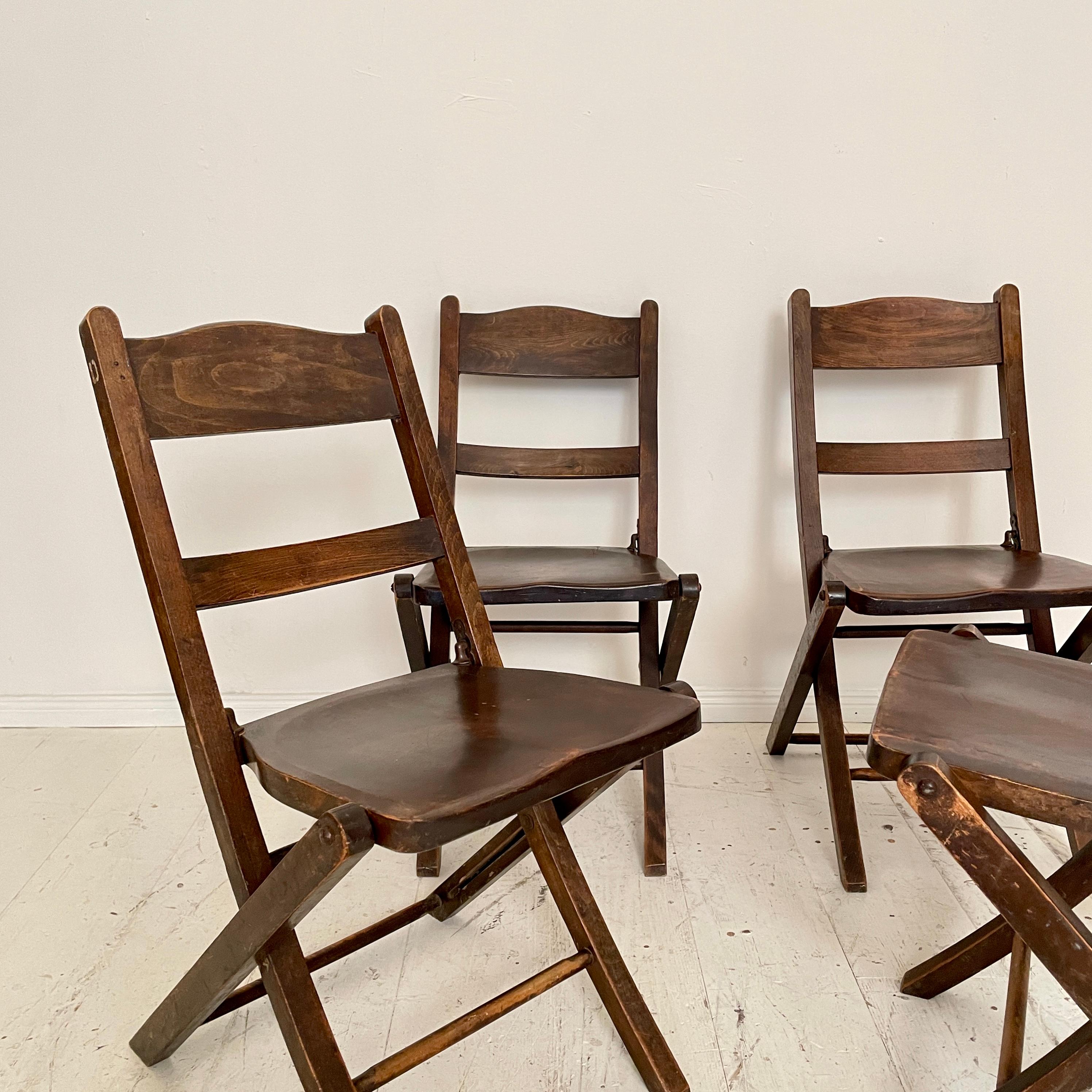 German Set of 4 Art Deco Folding Chairs in Brown Beech and Ash, around 1930 For Sale