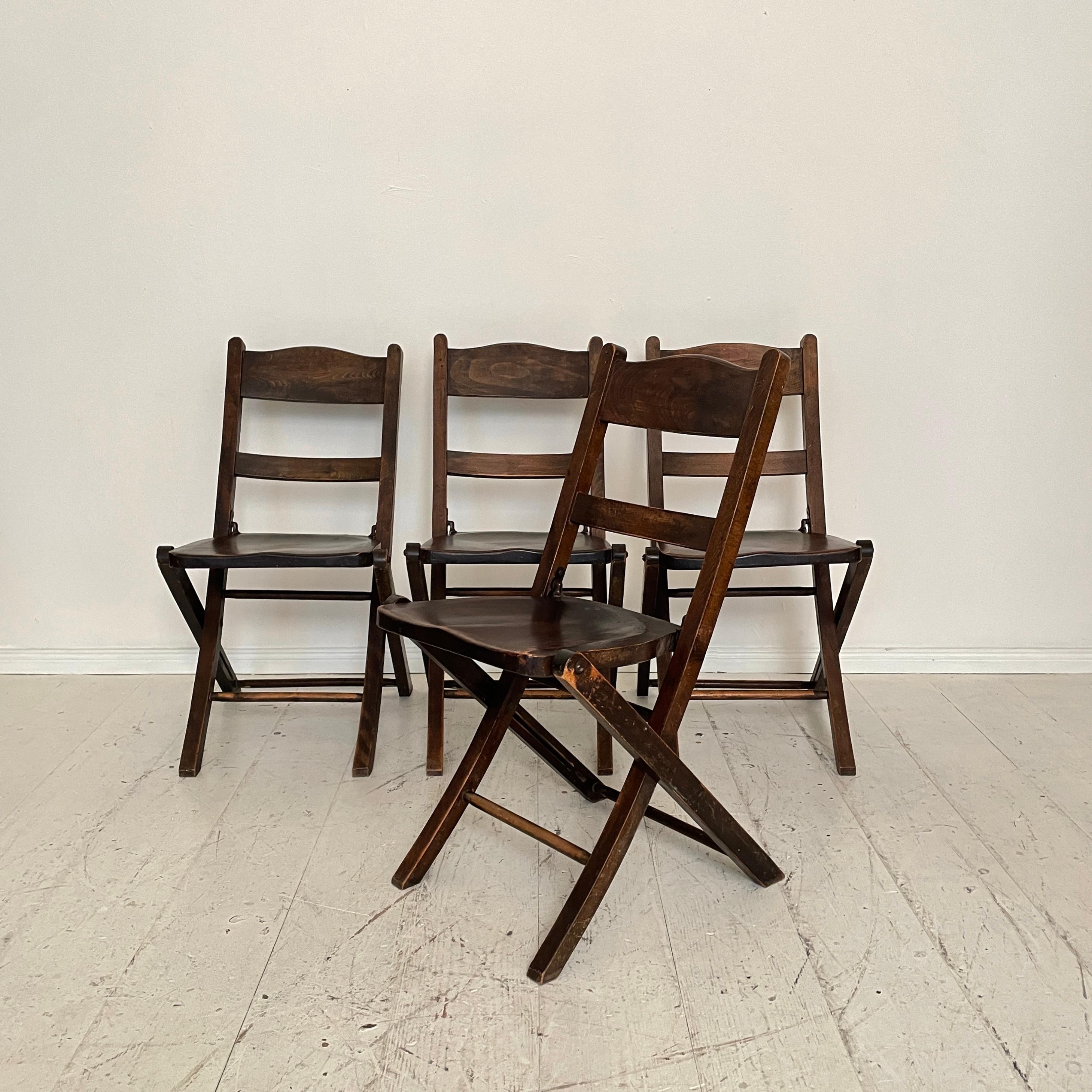 Mid-20th Century Set of 4 Art Deco Folding Chairs in Brown Beech and Ash, around 1930 For Sale
