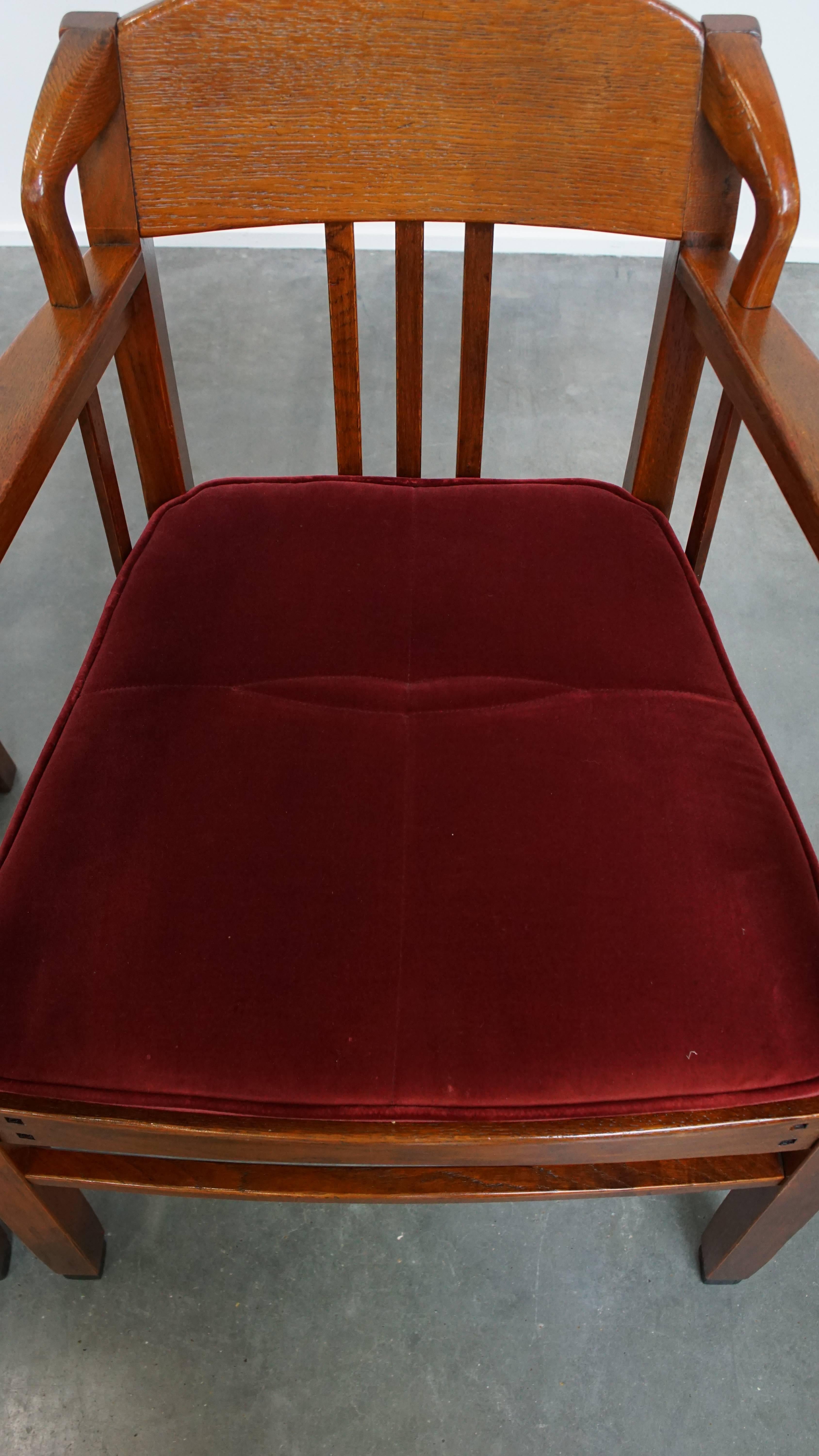 Ensemble de 4 chaises de salle à manger Art Nouveau / Jugendstil avec tapisserie rouge en vente 2