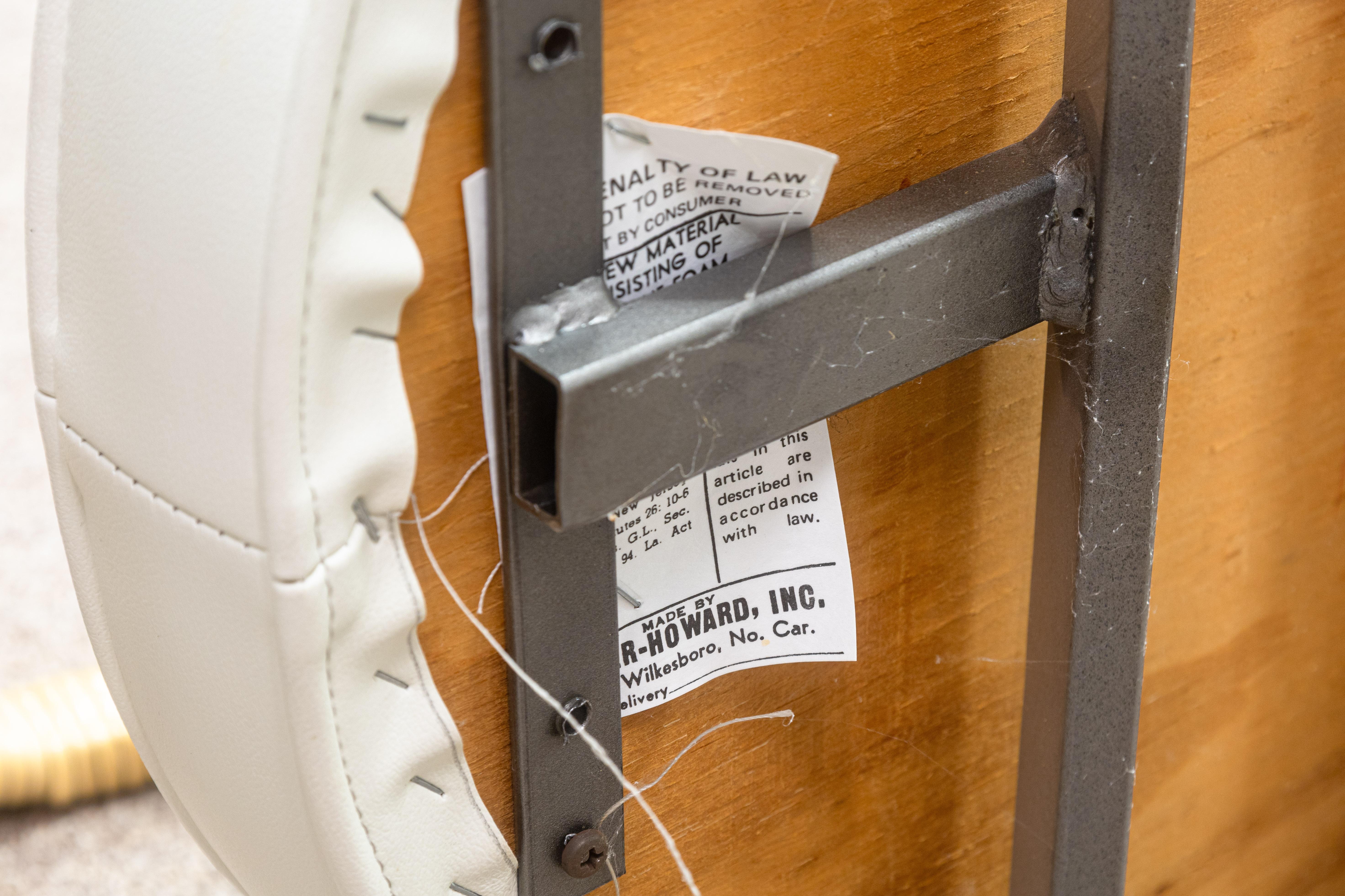 Ensemble de 4 chaises d'appoint en métal brossé et rotin Arthur Umanoff pour Shaver Howard en vente 4