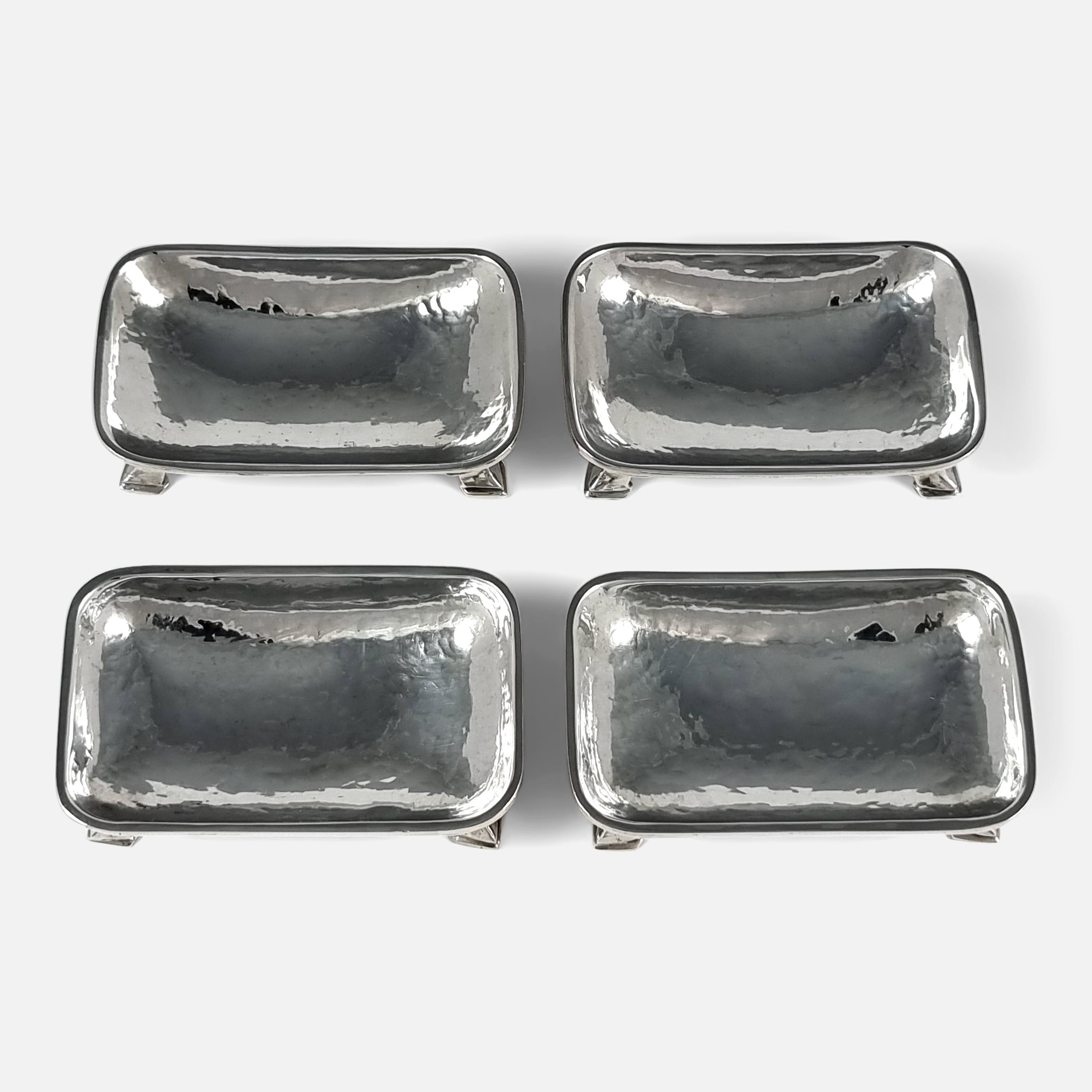 Hammered Set of 4 Arts and Crafts Silver Salts, Omar Ramsden, 1935 For Sale