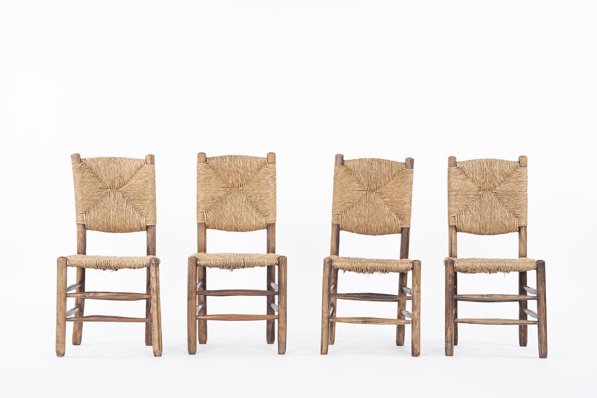 Set of 4 chairs from the 50s in France
Ispired from the model Bauche of Charlotte Perriand
Structure in ash, with seat and backrest in straw
Nice patina of the wood.