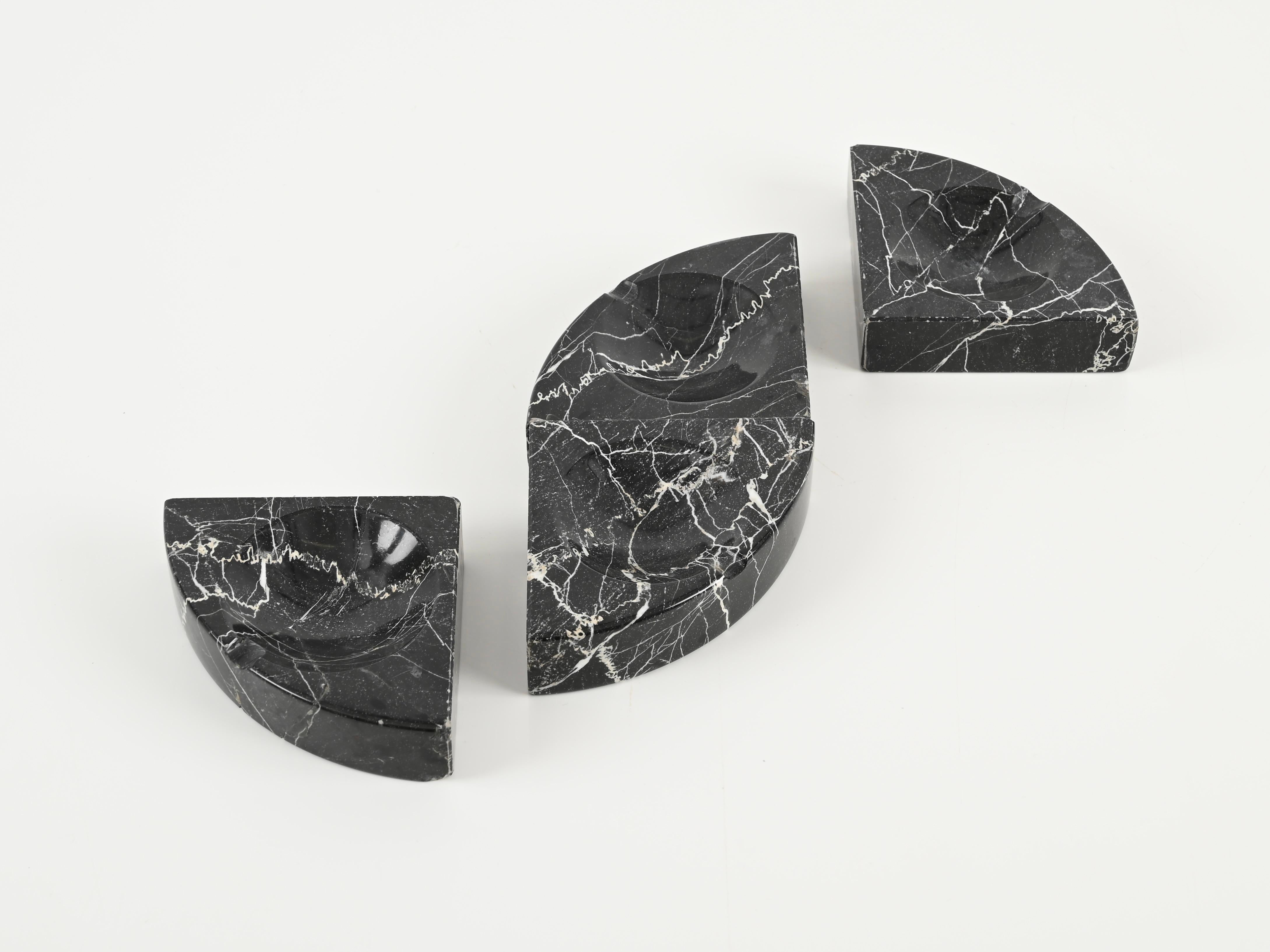 Set of 4 Ashtrays in Black Marble by Angelo Mangiarotti, Italy, 1970s For Sale 1