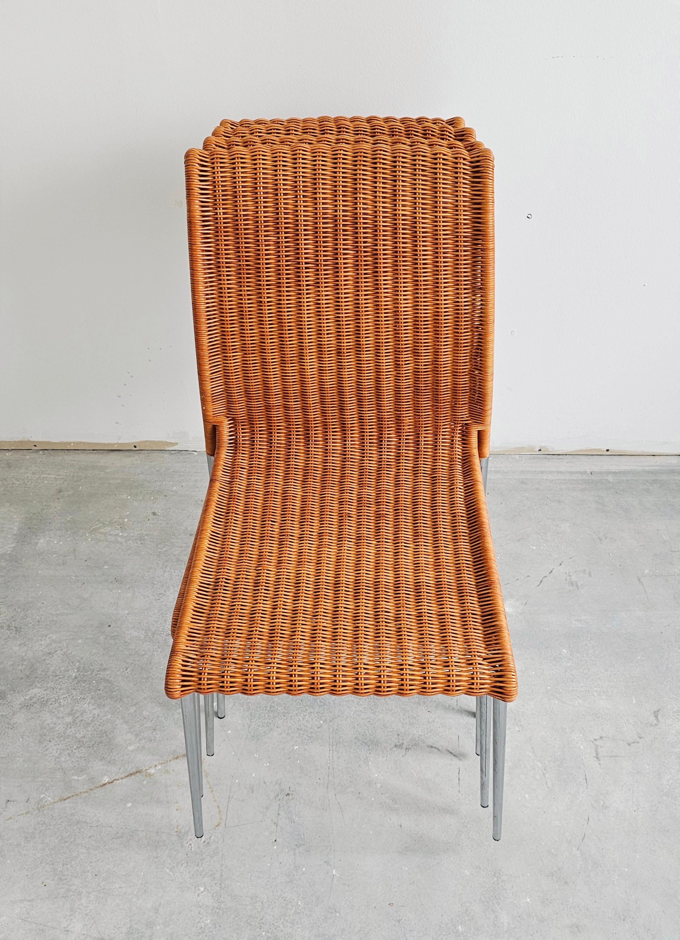 Juego de 4 Sillas Asola diseñadas por Giuseppe Vigano para Bonacina, Italia 1993 Posmoderno en venta