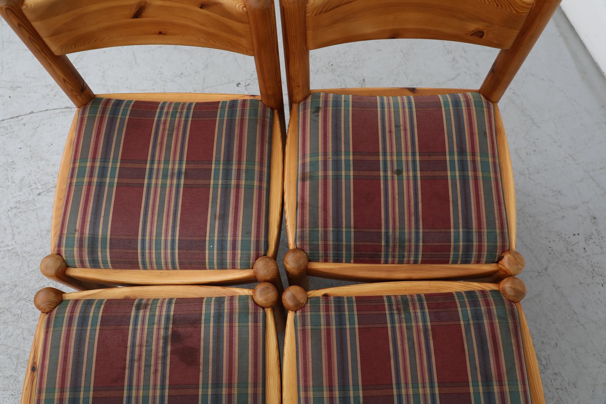 Set of 4 Ate van Apeldoorn Style Pine Dining Chairs w/ Round Legs & Plaid Seats For Sale 7