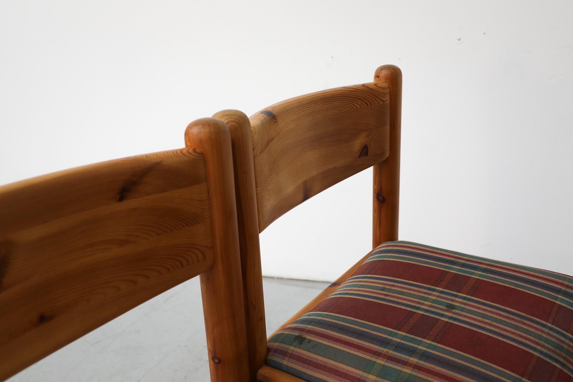 Satz von 4 Esszimmerstühlen aus Kiefernholz im Ate van Apeldoorn-Stil mit runden Beinen und karierten Sitzen im Angebot 10