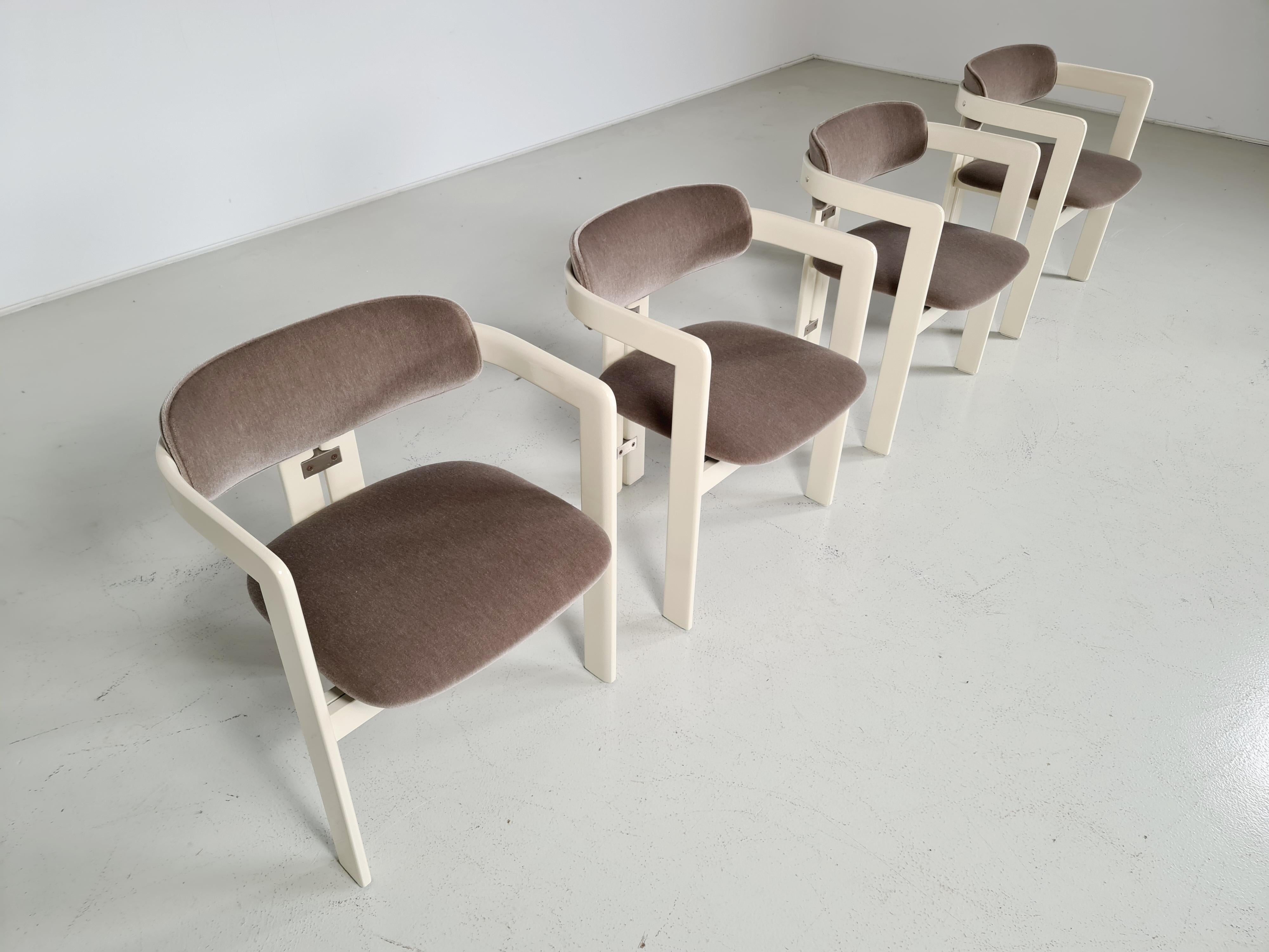 Set of 4 Augusto Savini 'Pamplona' Dining Chairs for Pozzi, 1970s In Good Condition In amstelveen, NL