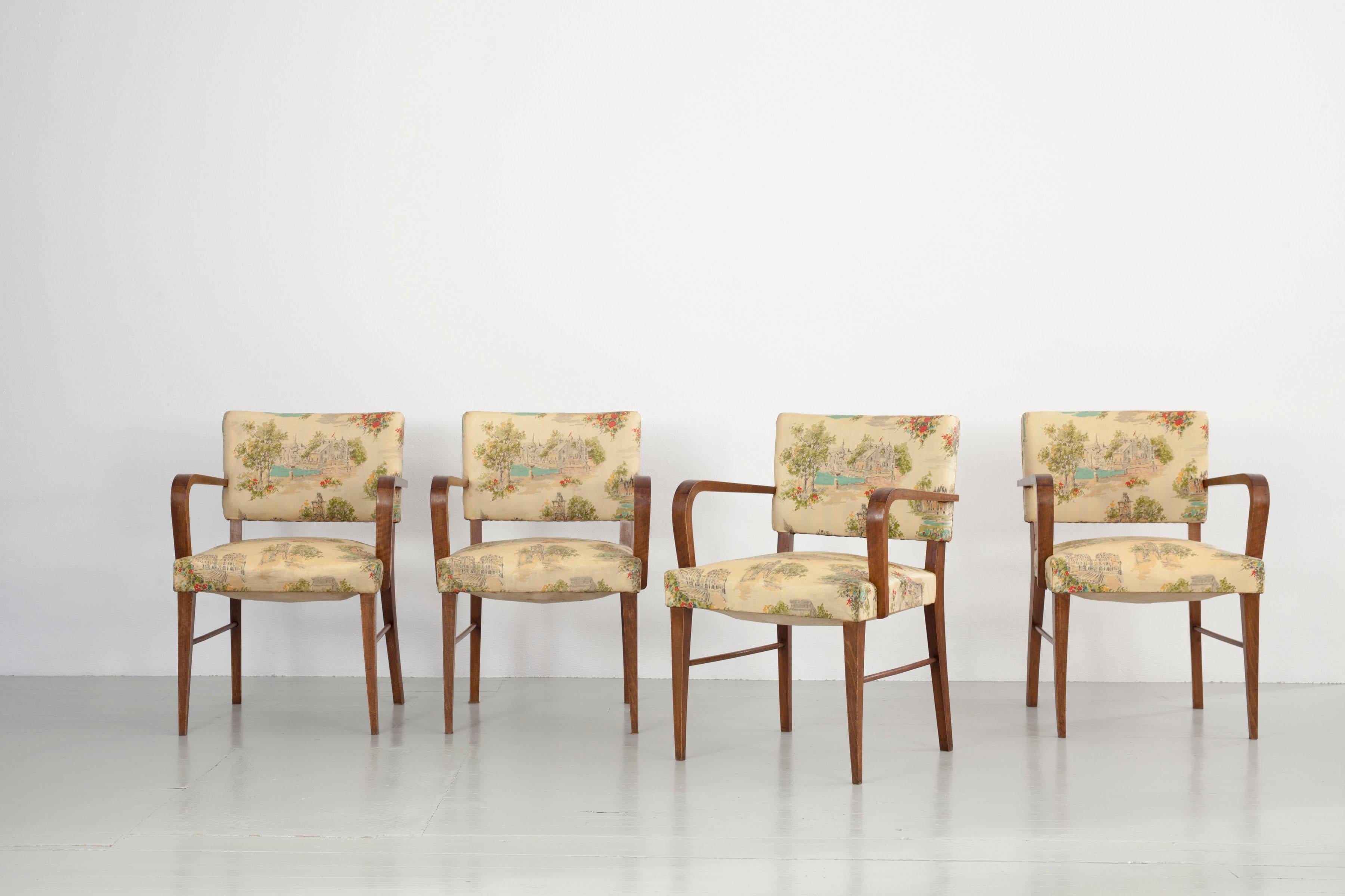 Mid-Century Modern Set of 4 Italian Authentic Armchairs, Chintz Cover and Landscape Scenery, 1930s For Sale