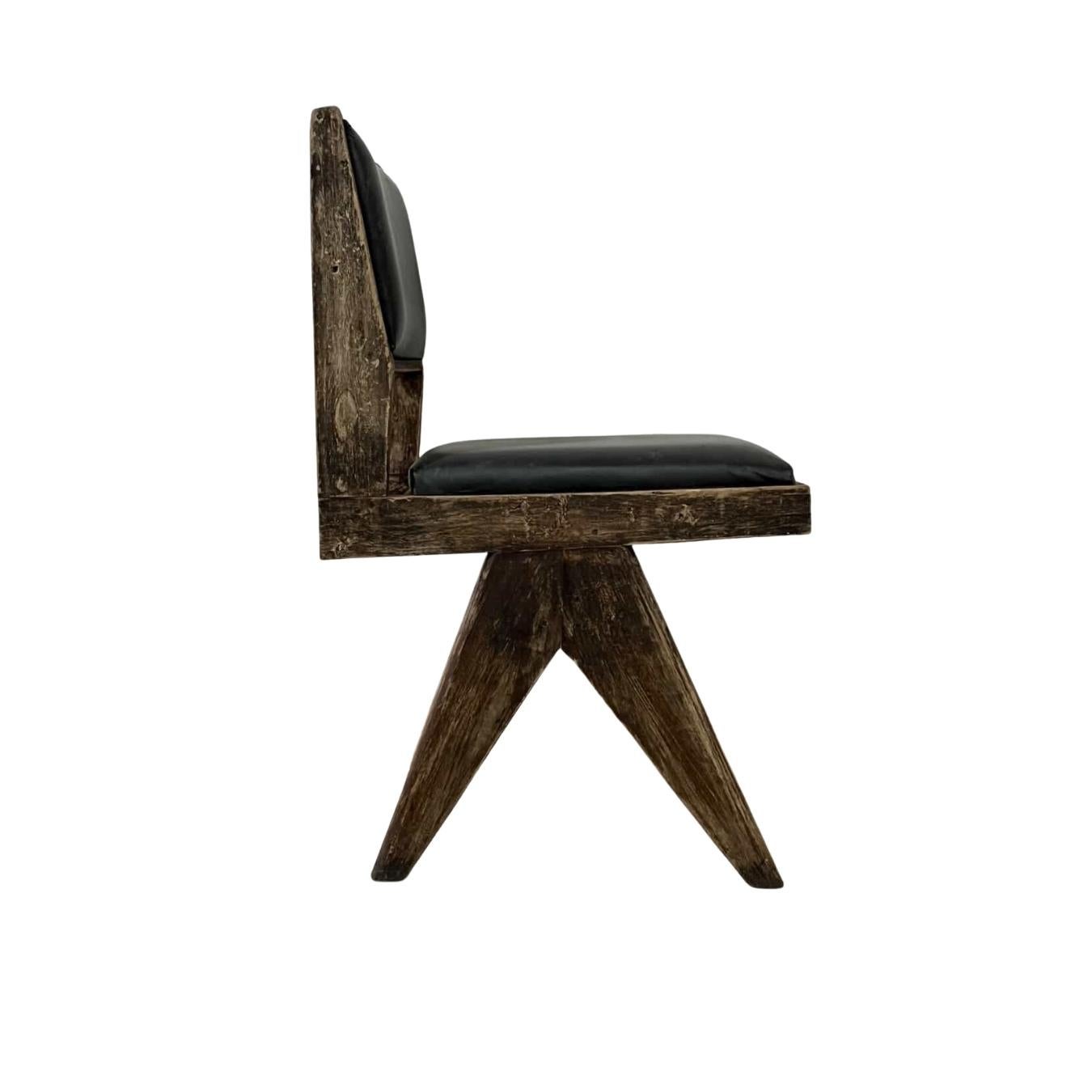 Satz von 4 authentischen Pierre Jeanneret Esszimmerstühlen PJ-SI-25-E,  1950s im Angebot 4