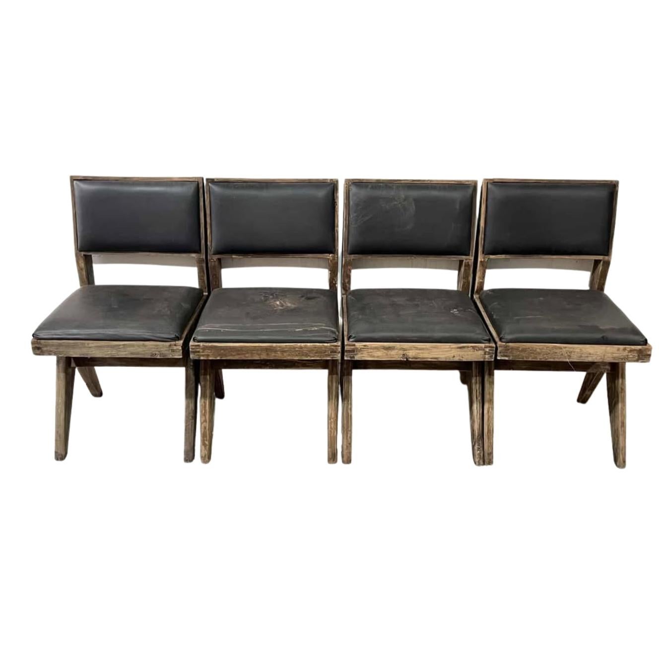 Satz von 4 authentischen Pierre Jeanneret Esszimmerstühlen PJ-SI-25-E,  1950s im Angebot 8