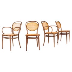 Ensemble de 4 chaises authentiques Thonet 215 et 215RF, années 1970