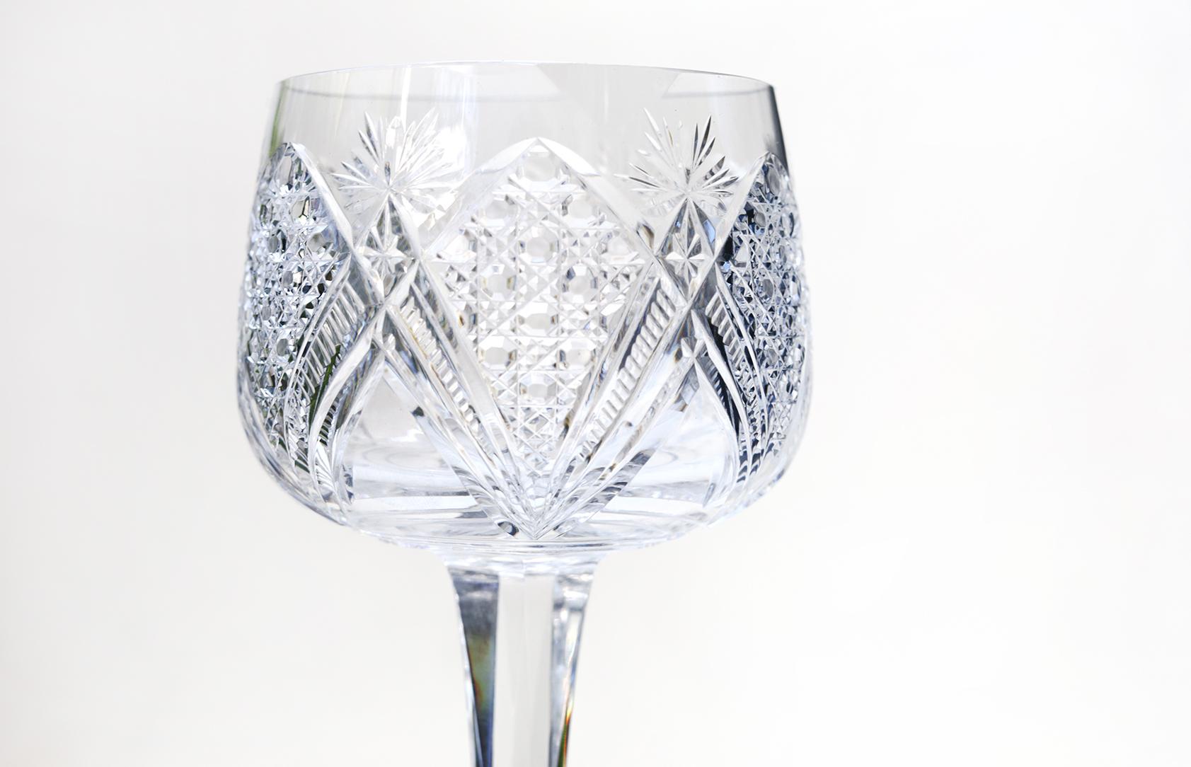 Hand-Crafted Set of 4 Baccarat Elbeuf Wine Glasses For Sale