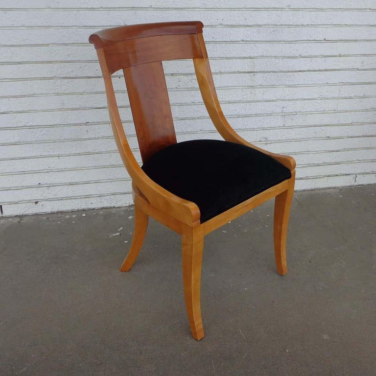 Set of 4 Baker Furniture Regency Dining Chairs For Sale at 1stDibs