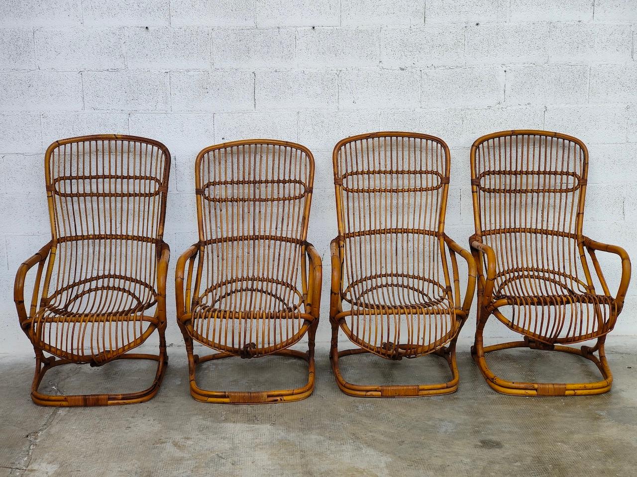 Set of 4 rattan armchairs and a coffee table by Tito Agnoli for Bonacina - Italy In Good Condition For Sale In Padova, IT