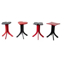 Ensemble de 4 tabourets de bar en bois laqué de deux couleurs
