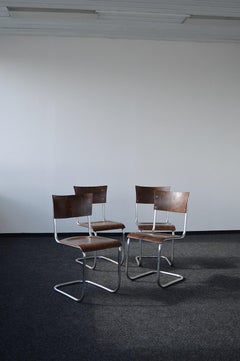 Set of 4 Bauhaus Cantilever Plywood Desk Chairs by Robert Slezák, 1930s