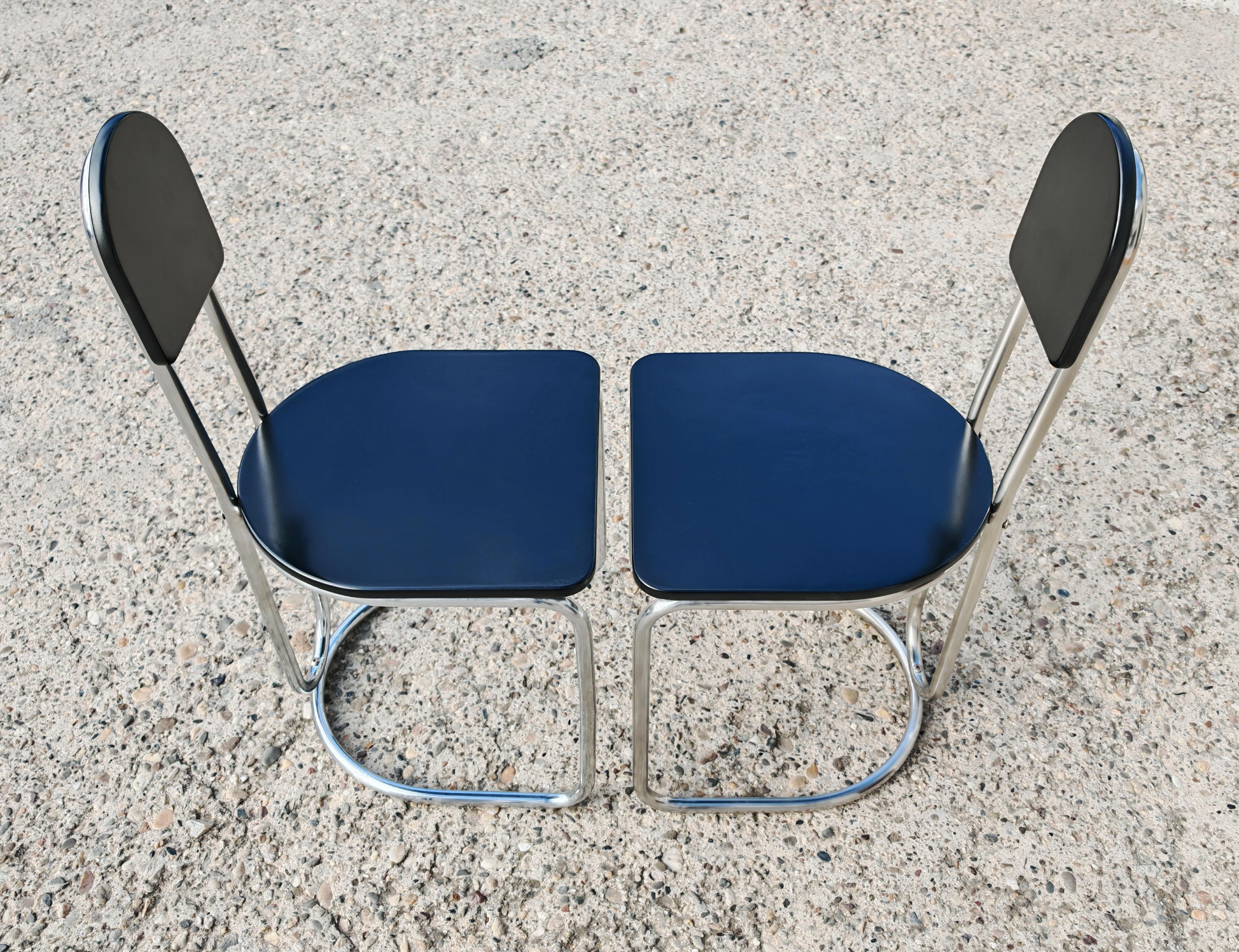 Set of 4 Bauhaus Chairs with tubular steel frames and black lacquer wood seats For Sale 7