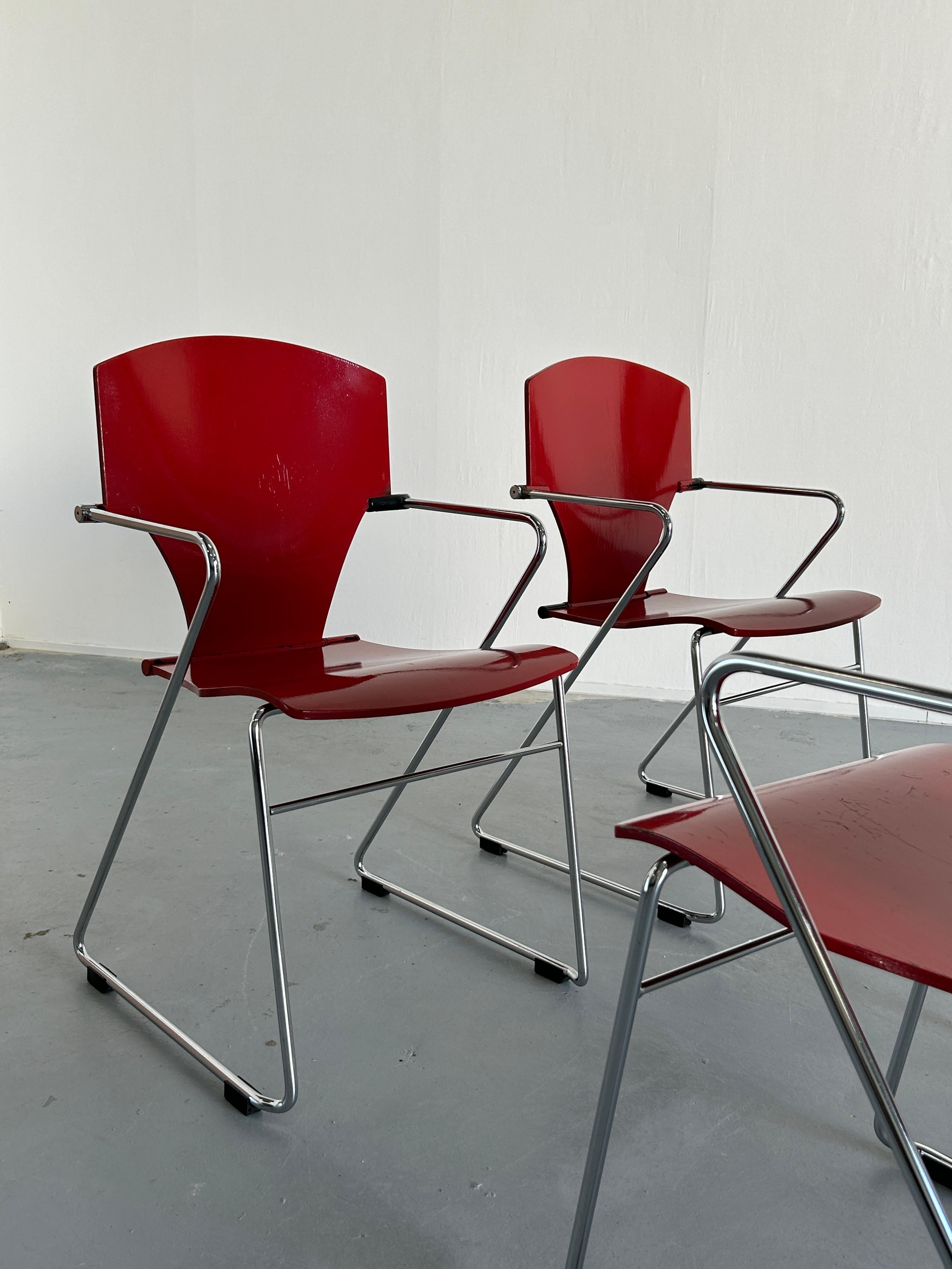 Set of 4 Bauhaus Design 'Egoa' Stackable Dining Chairs by Josep Mora for STUA In Good Condition For Sale In Zagreb, HR