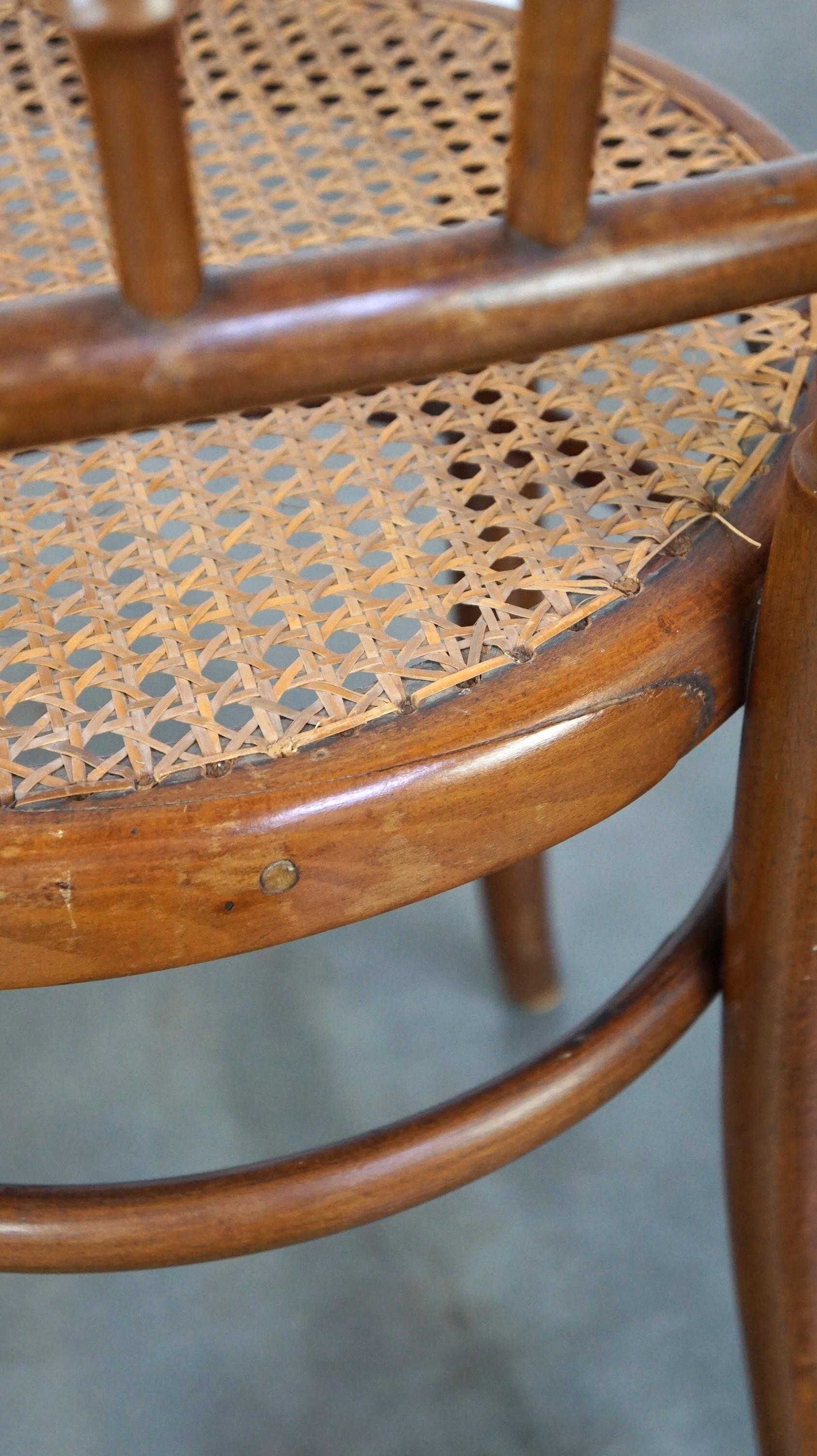 Set of 4 beautiful and atmospheric vintage Thonet design bistro chairs For Sale 6