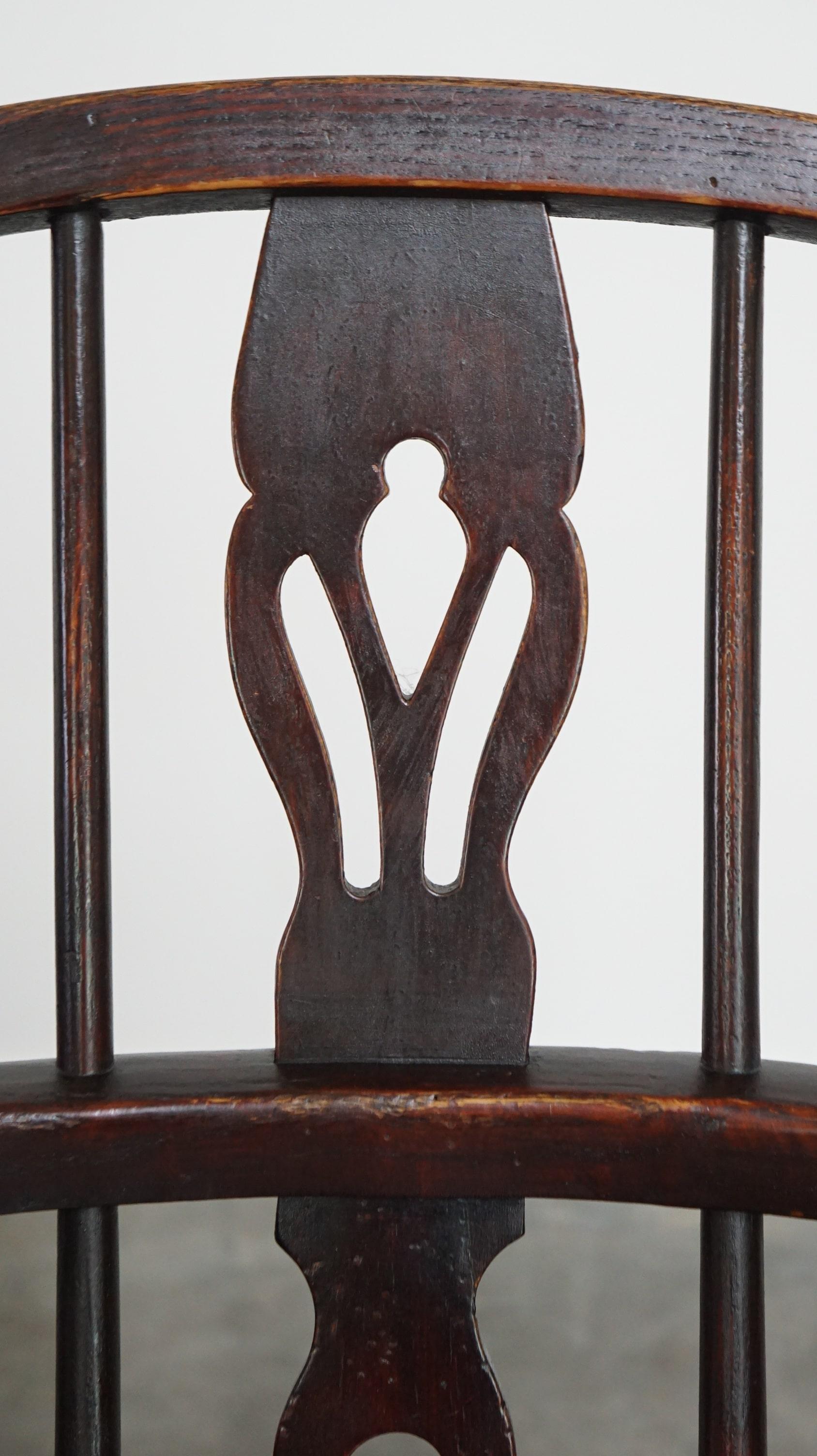 Ensemble de 4 magnifiques chaises/chaises de salle à manger anglaises anciennes à dossier bas Windsor en vente 7