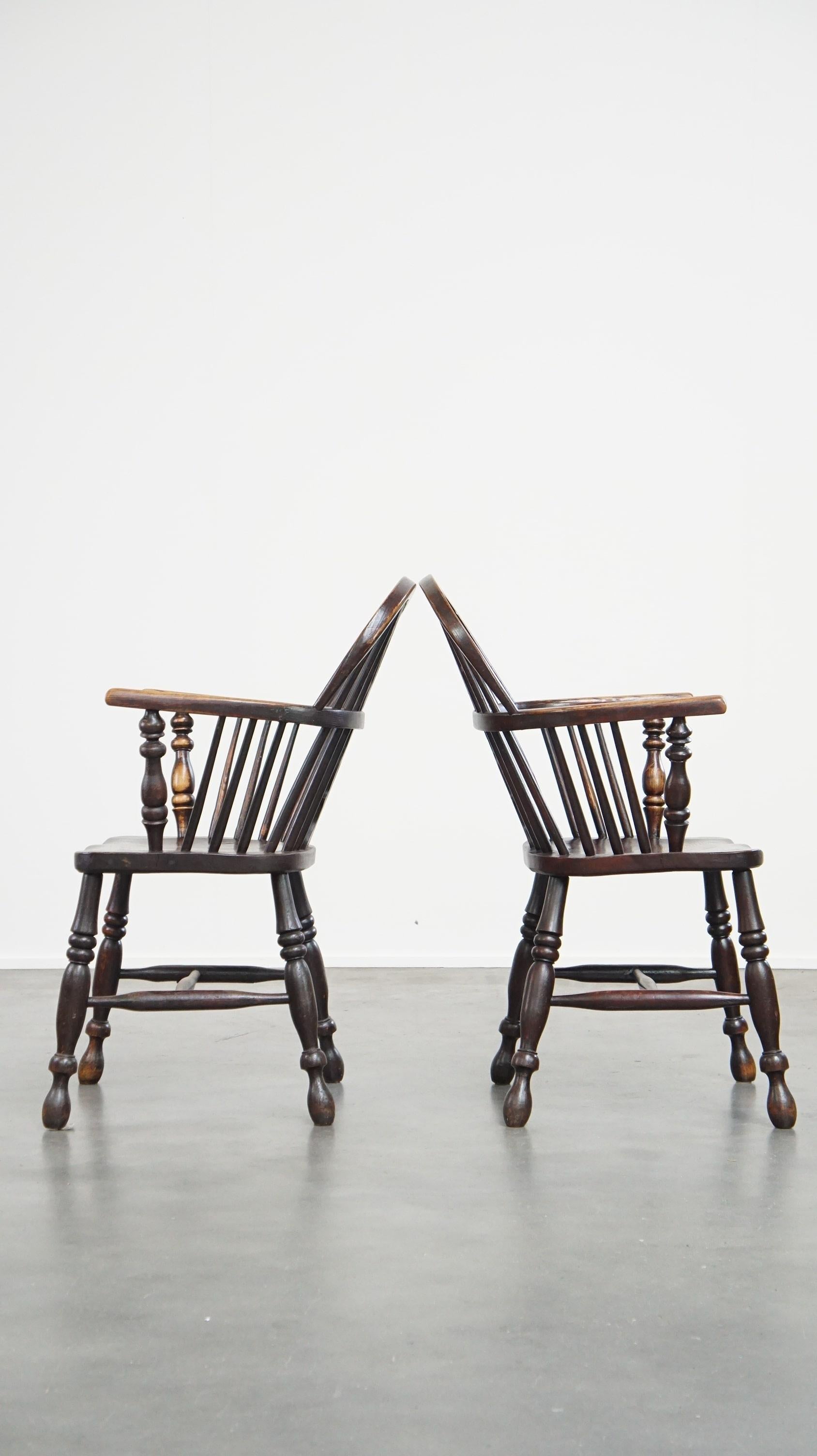 Ensemble de 4 magnifiques chaises/chaises de salle à manger anglaises anciennes à dossier bas Windsor Bon état - En vente à Harderwijk, NL