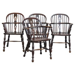 Set of 4 beautiful Used English lowback Windsor chairs/dining chairs