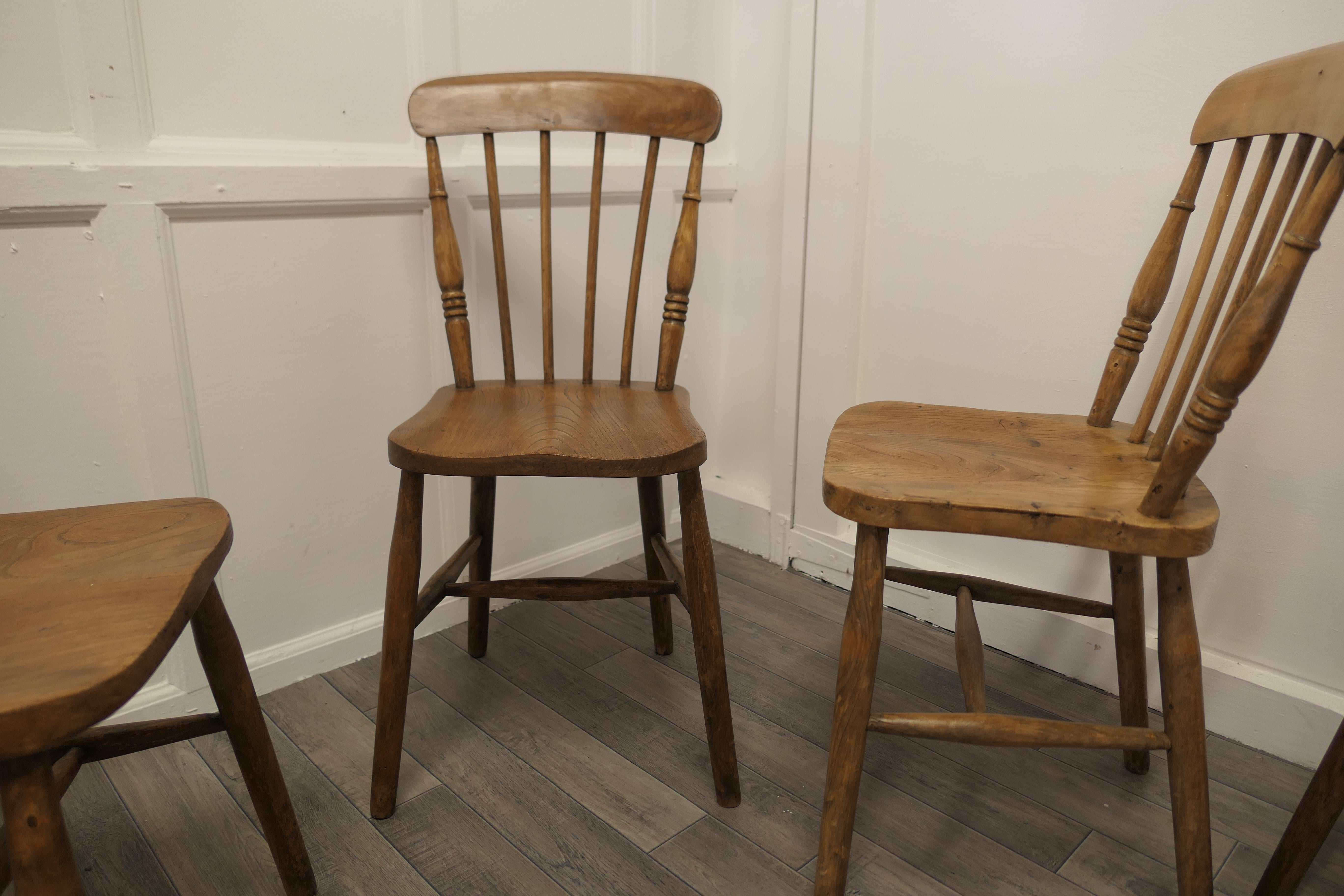 Set of 4 Beech and Elm Seated Stick Back Kitchen Dining Chairs For Sale 1
