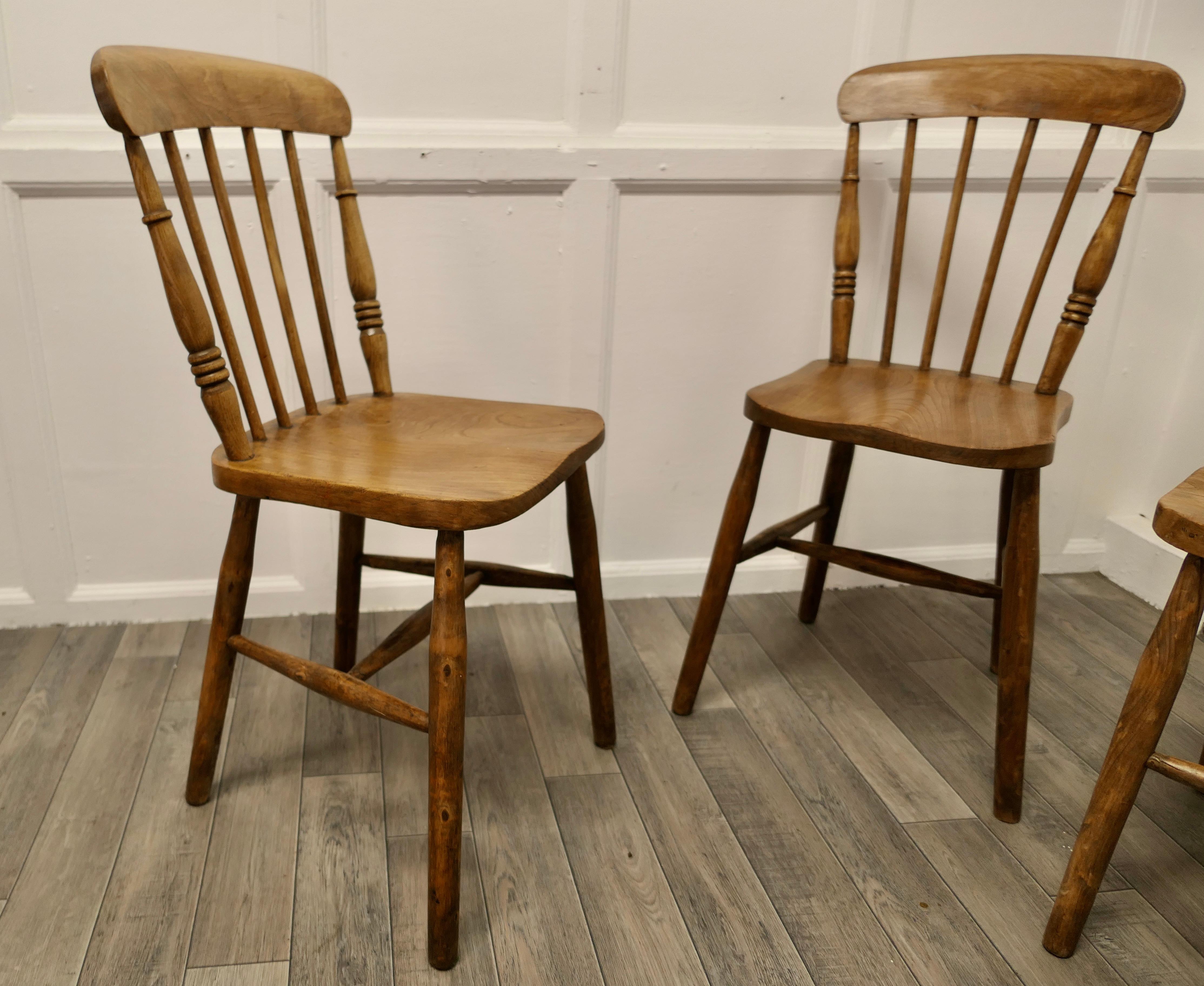 Set of 4 Beech and Elm Seated Stick Back Kitchen Dining Chairs For Sale 2