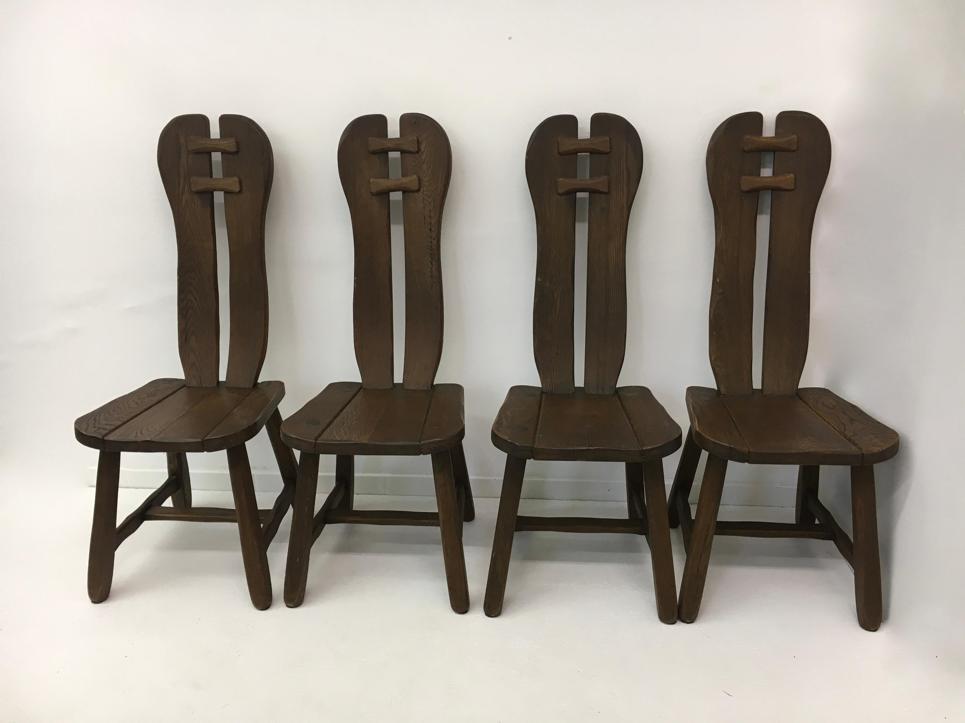Dimensions: 42,5cm W, 44cmD, 45,5cm H seat , 110cm H total
Period: 1970s
Producer: de Puydt
Origin: Belgium
Material: Oak wood