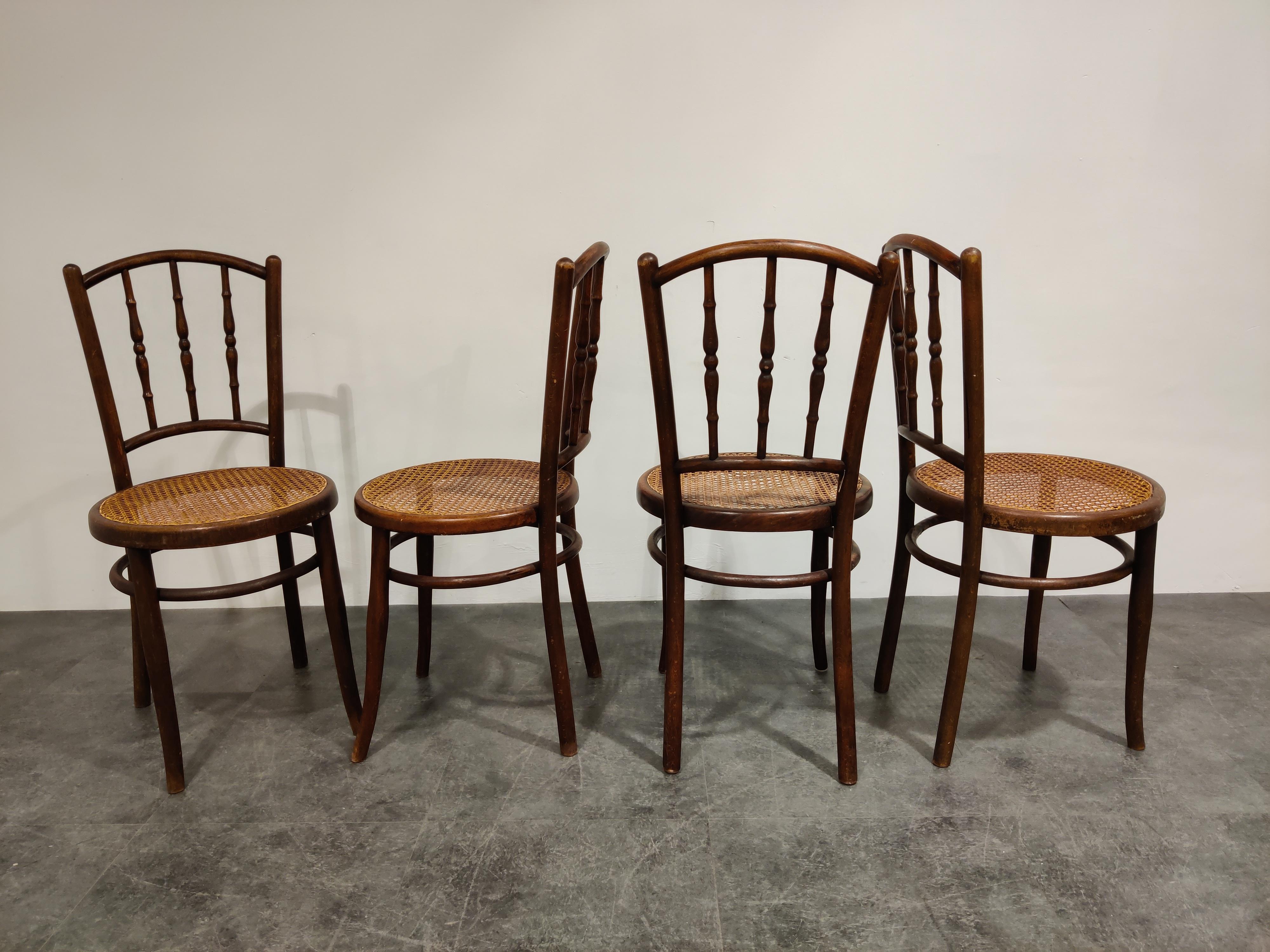 Set of 4 Bentwood Chairs by Jacob U. Josef Kohn, 1920s In Good Condition In HEVERLEE, BE