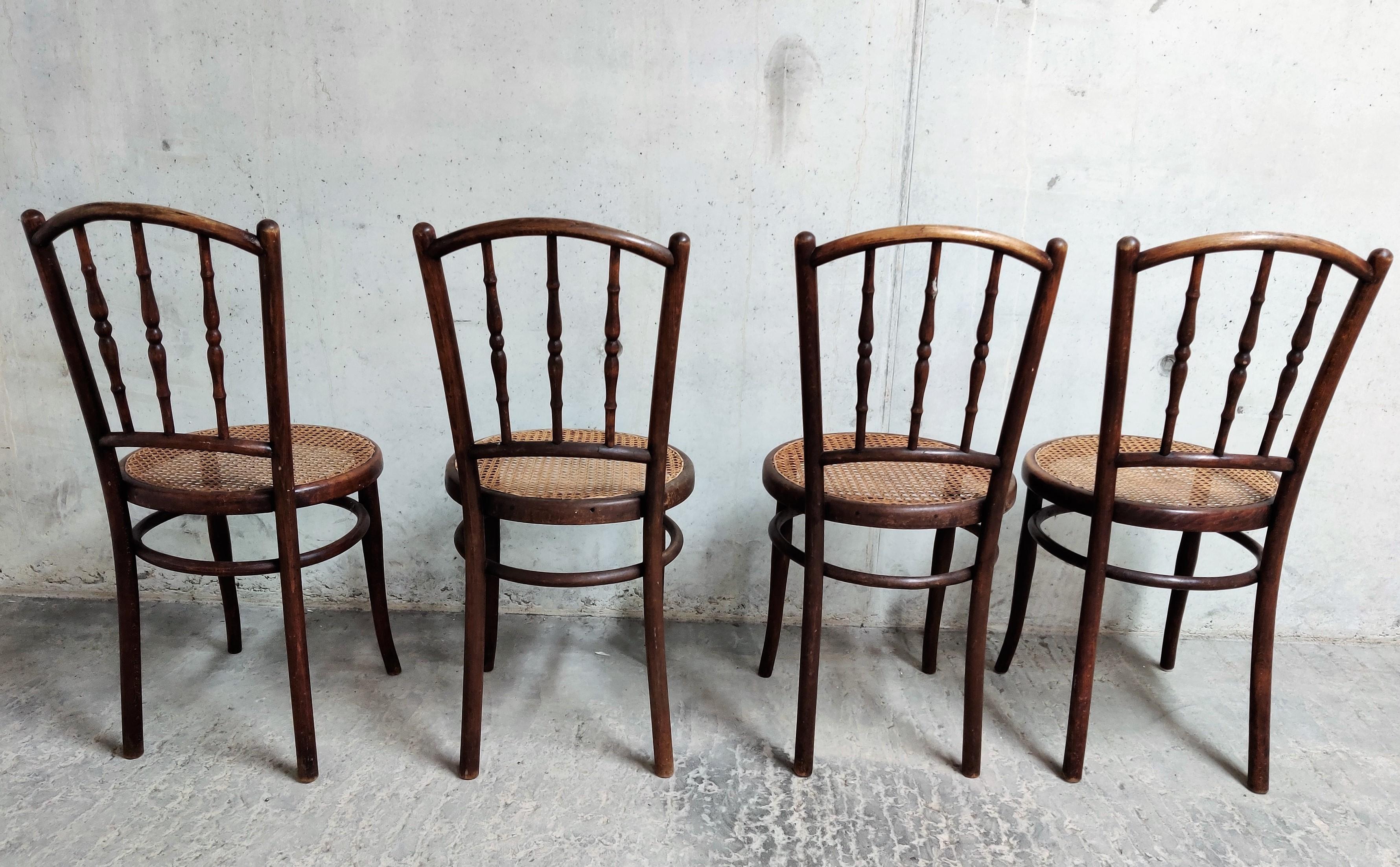 Austrian Set of 4 Bentwood Chairs by Jacob U. Josef Kohn 'Similar to Thonet', 1920s