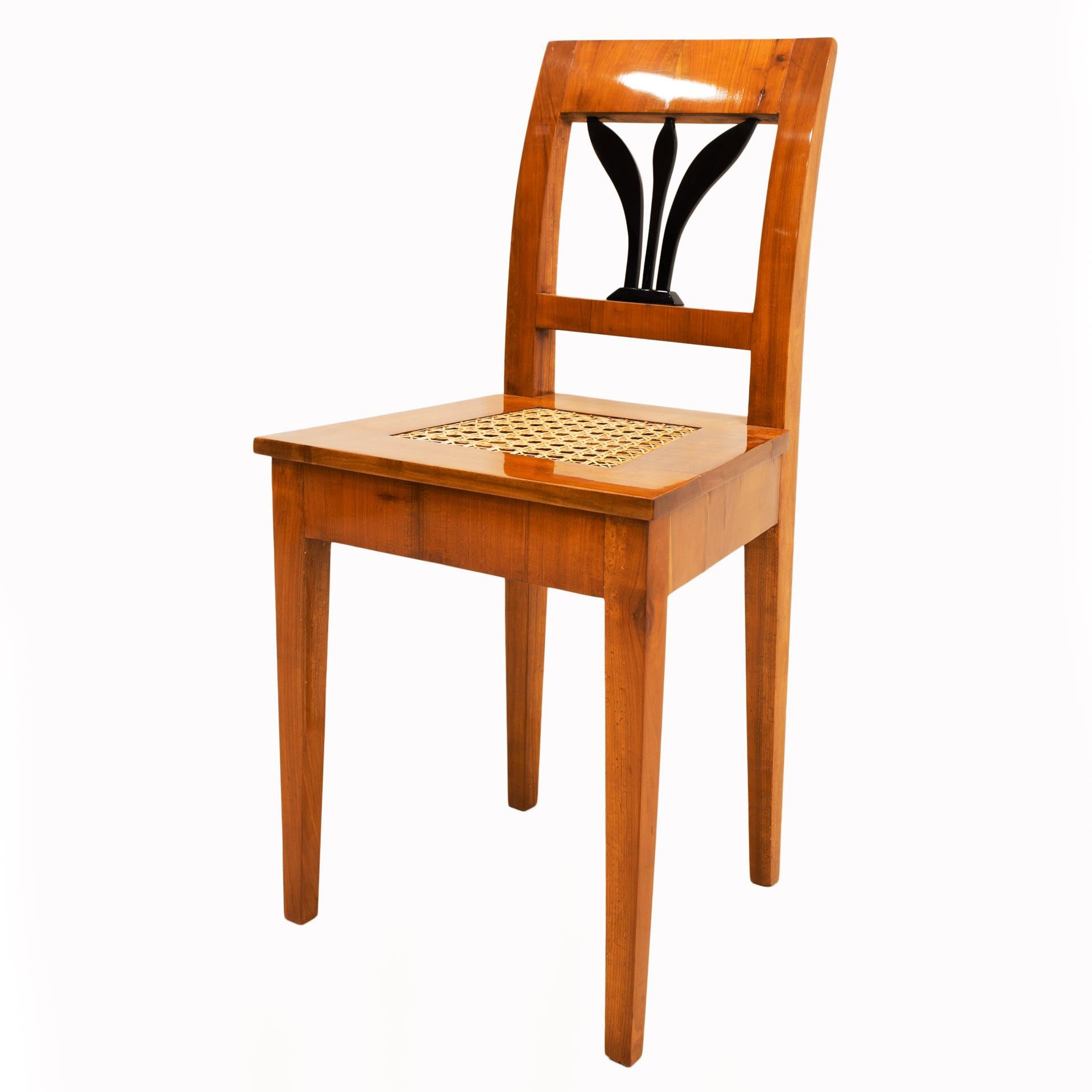 Set of 4 Biedermeier Chairs, Austria, 19th Century In Good Condition In Wrocław, Poland