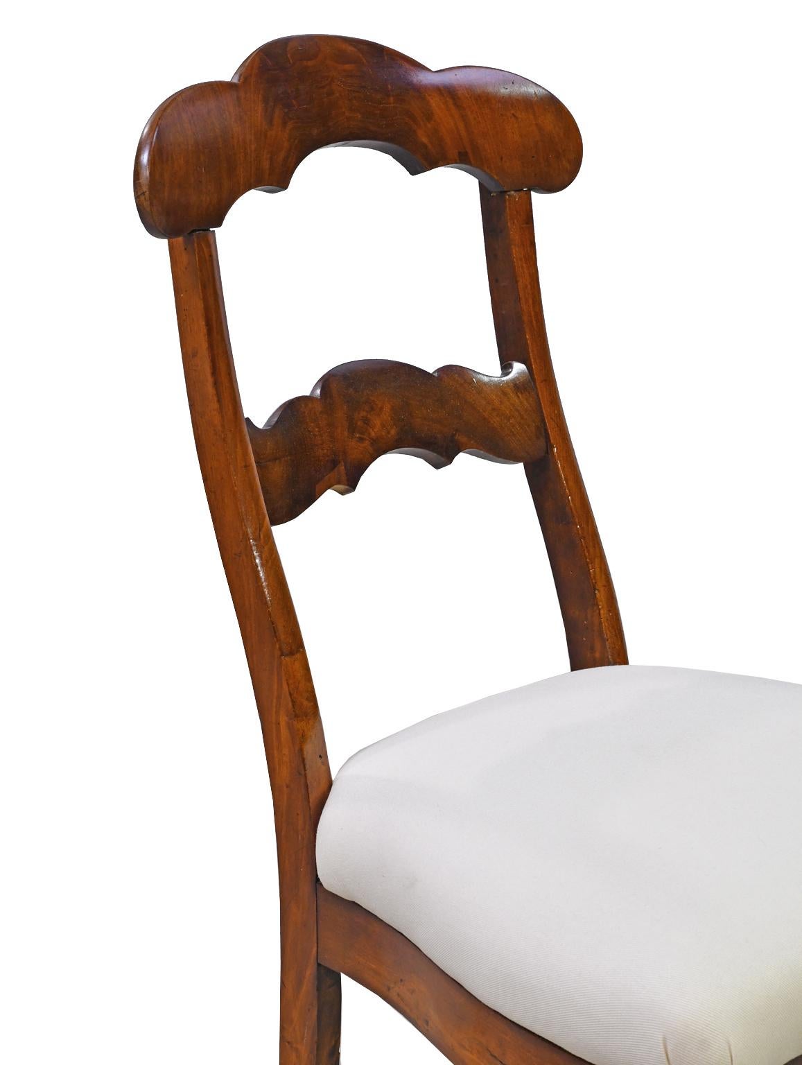 Set of 4 Biedermeier Mahogany Dining Chairs with Upholstered Seat, circa 1830 4