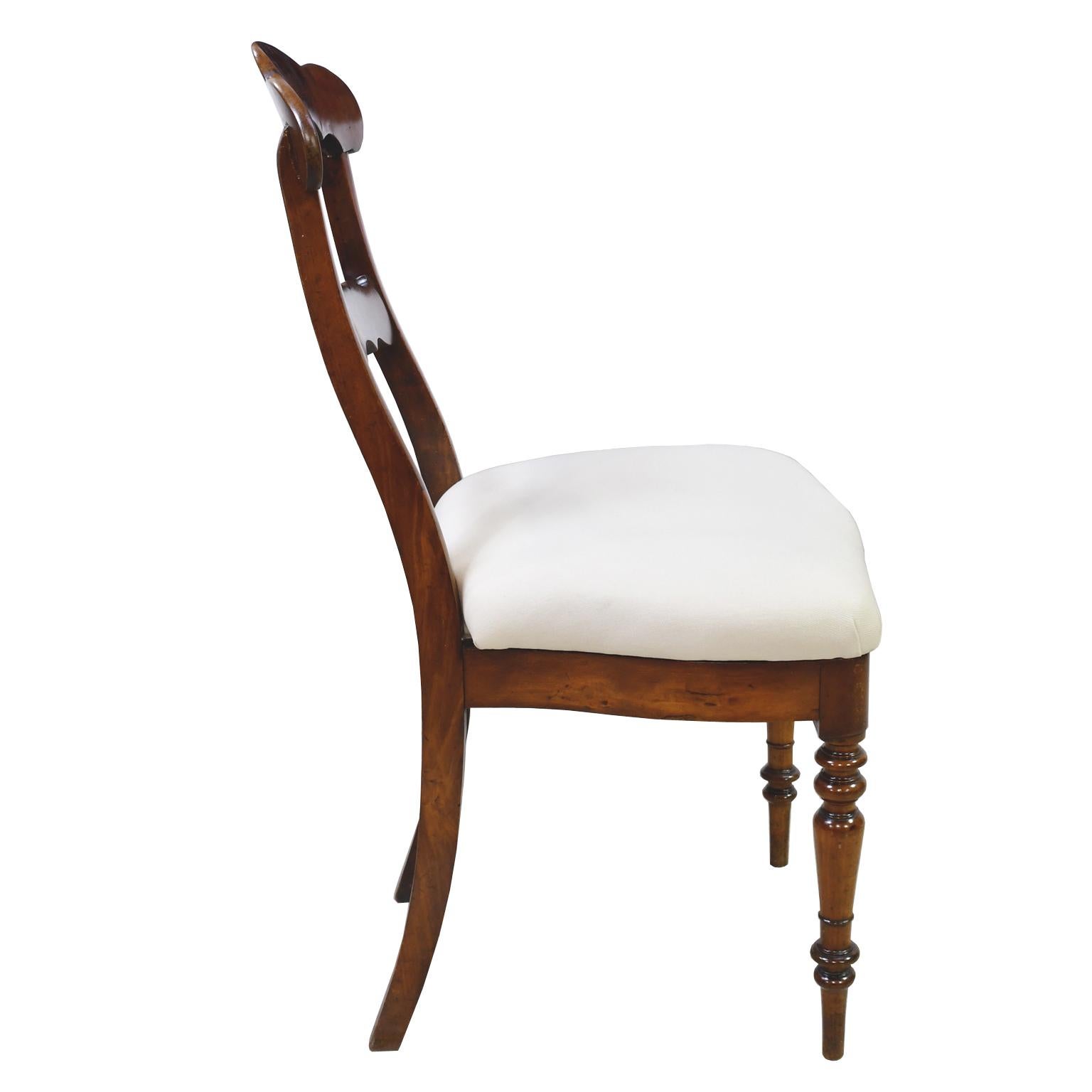 Upholstery Set of 4 Biedermeier Mahogany Dining Chairs with Upholstered Seat, circa 1830