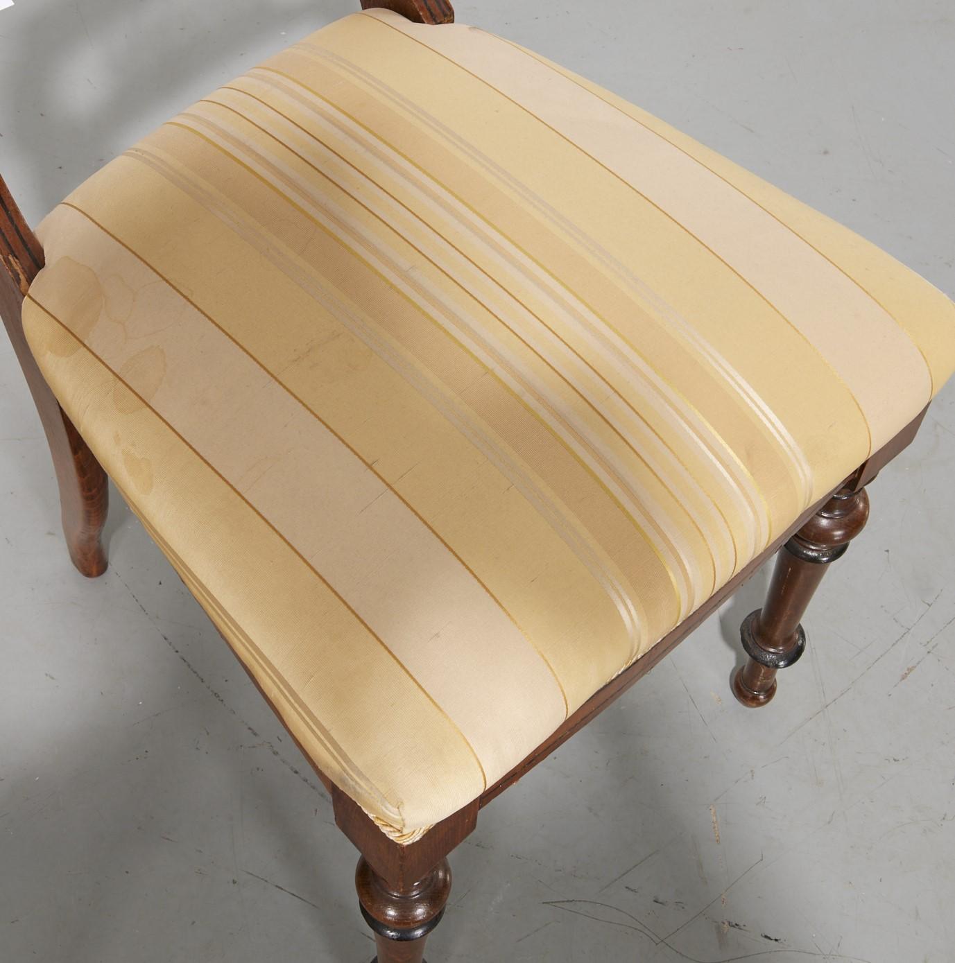 Satz von 4 Biedermeier-Beistellstühlen mit gepolsterten Sitzen und ebonisiertem Holzdetails (Handgefertigt) im Angebot