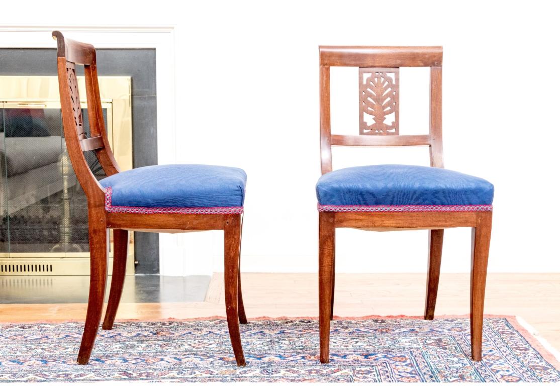 Ensemble de 4 pièces style Biedermeier  Chaises de salle à manger à restaurer en vente 1