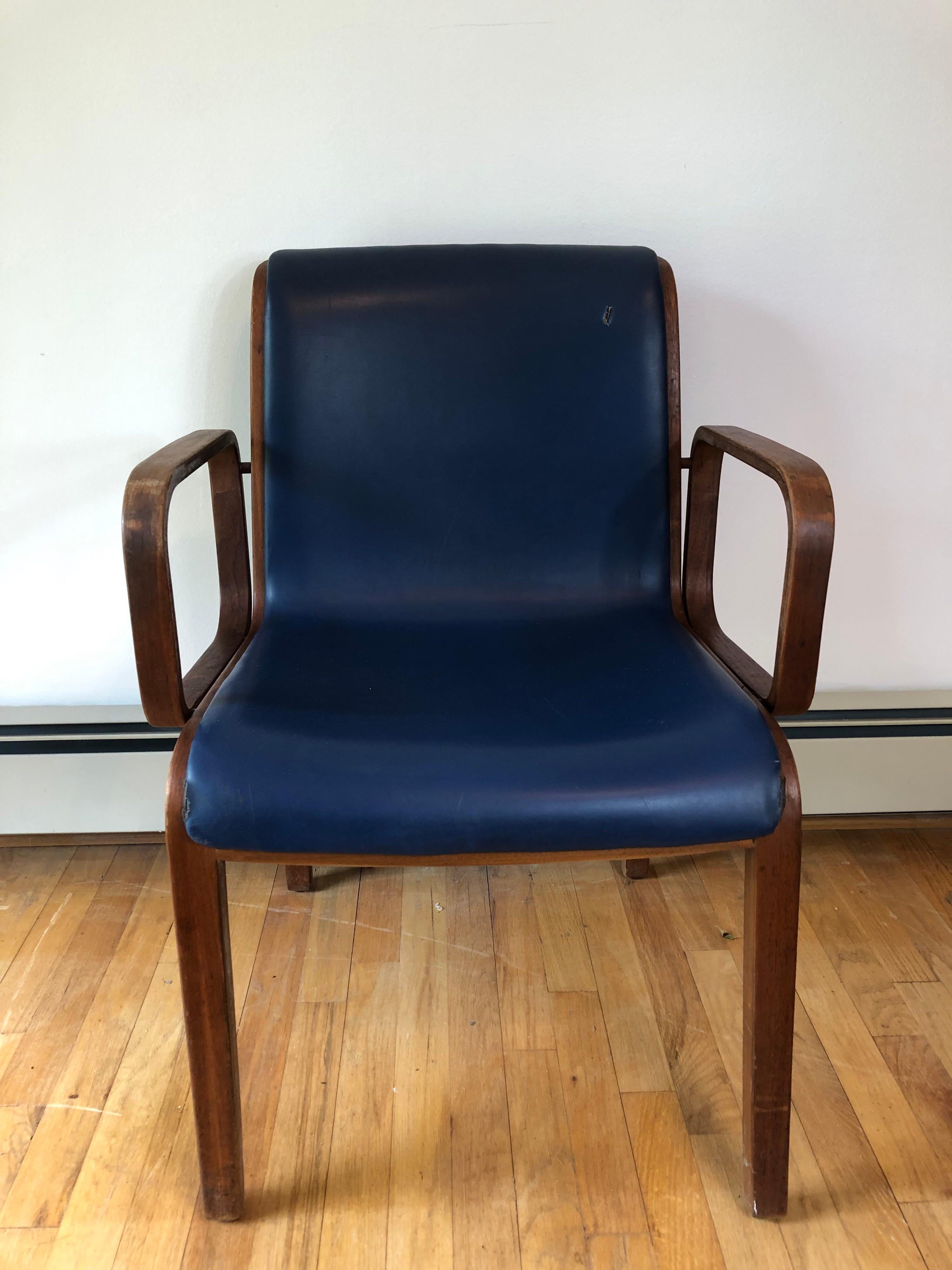 Mid-Century Modern Set of 4 Bill Stephens for Knoll Armchairs