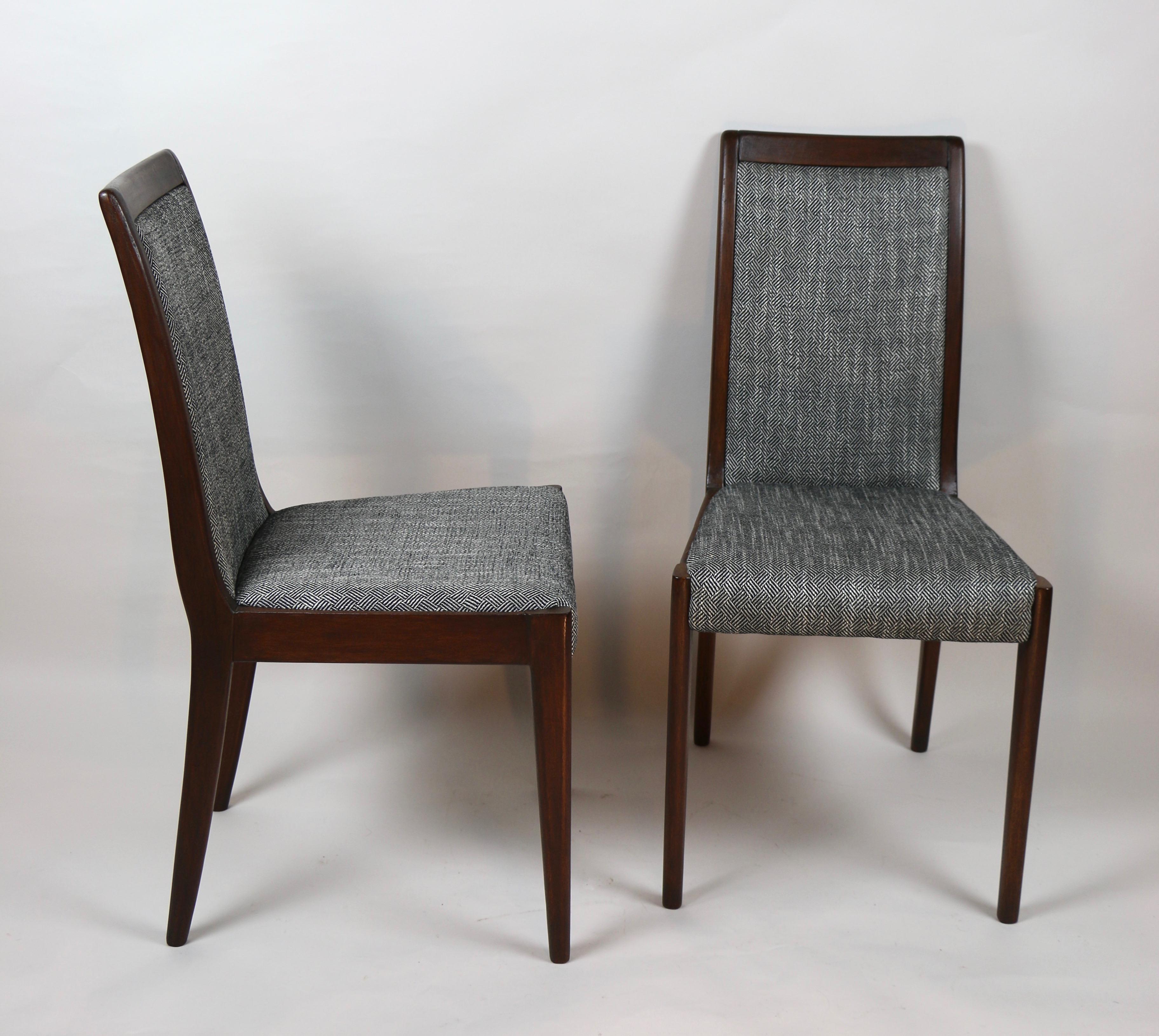 German Set of 4 Black and White Natural Wood Casala Chairs For Sale