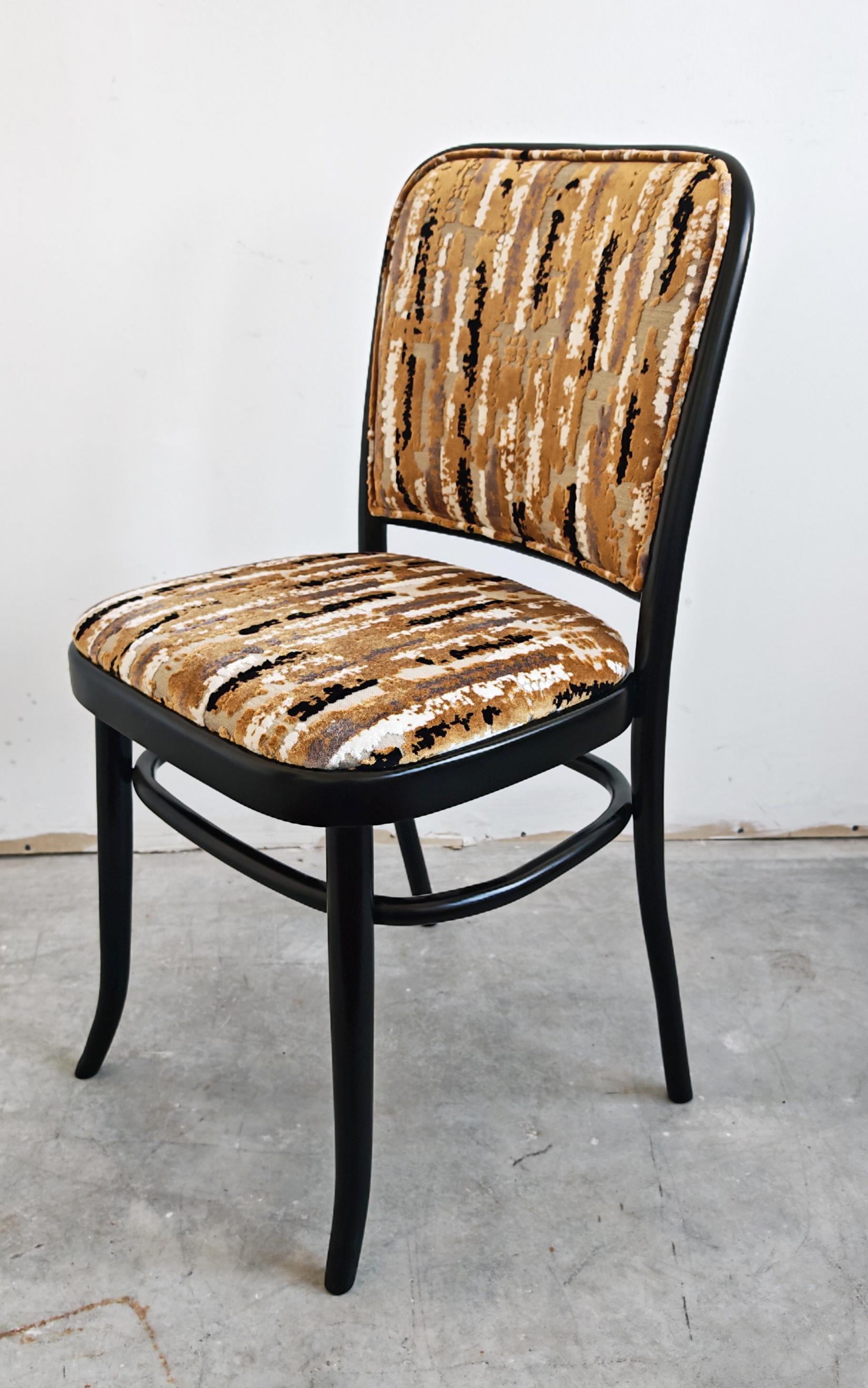 Set di 4 poltrone da pranzo in bengala nero disegnate da Josef Hoffmann per Mundus In condizioni ottime in vendita a Beograd, RS