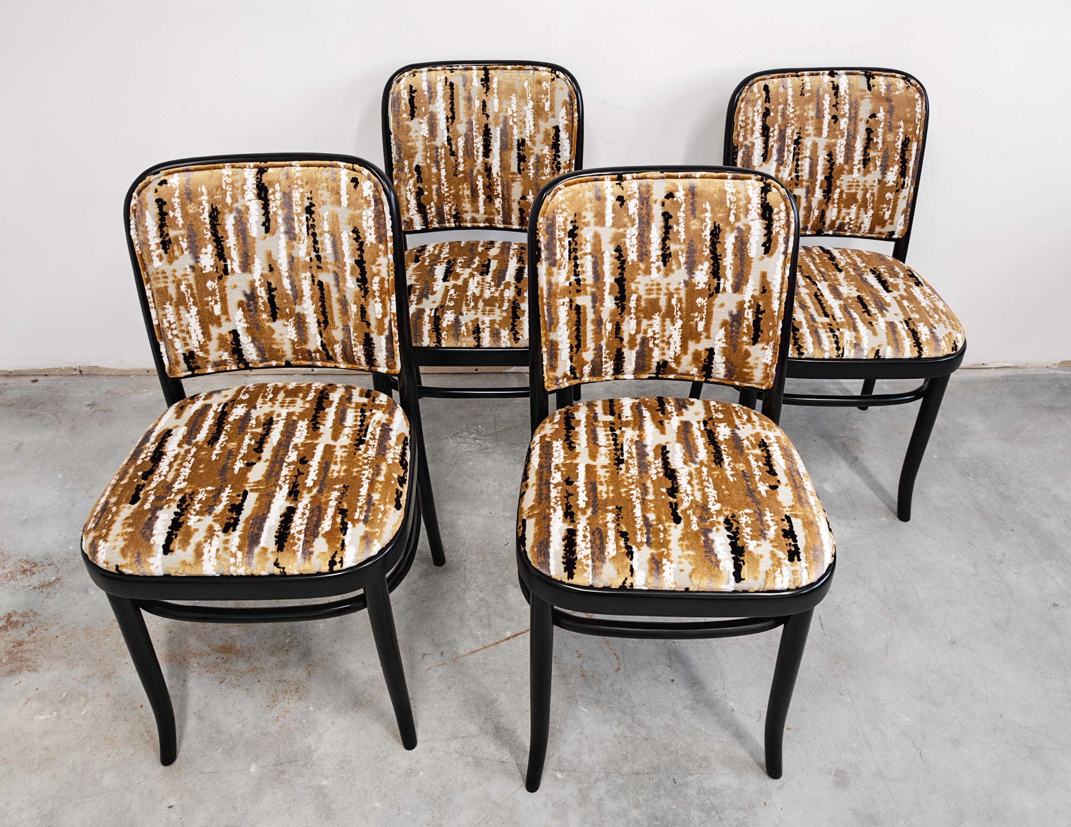 Tessuto Set di 4 poltrone da pranzo in bengala nero disegnate da Josef Hoffmann per Mundus in vendita