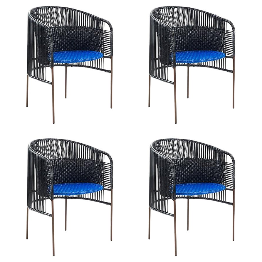 Juego de 4 Silla de Comedor Caribe Negra by Sebastian Herkner en venta